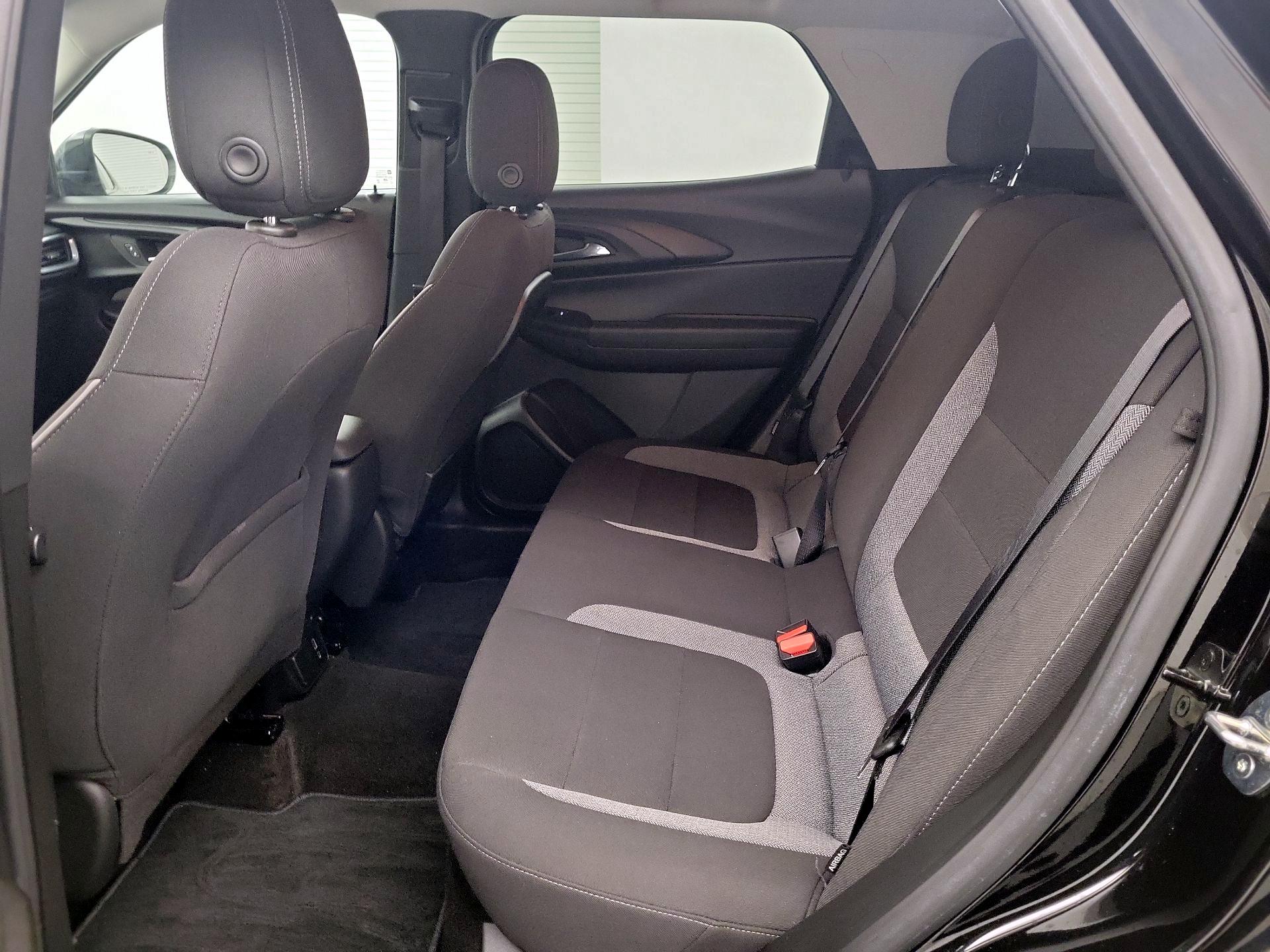 Thumbnail: 2022 Chevrolet TrailBlazer - 16