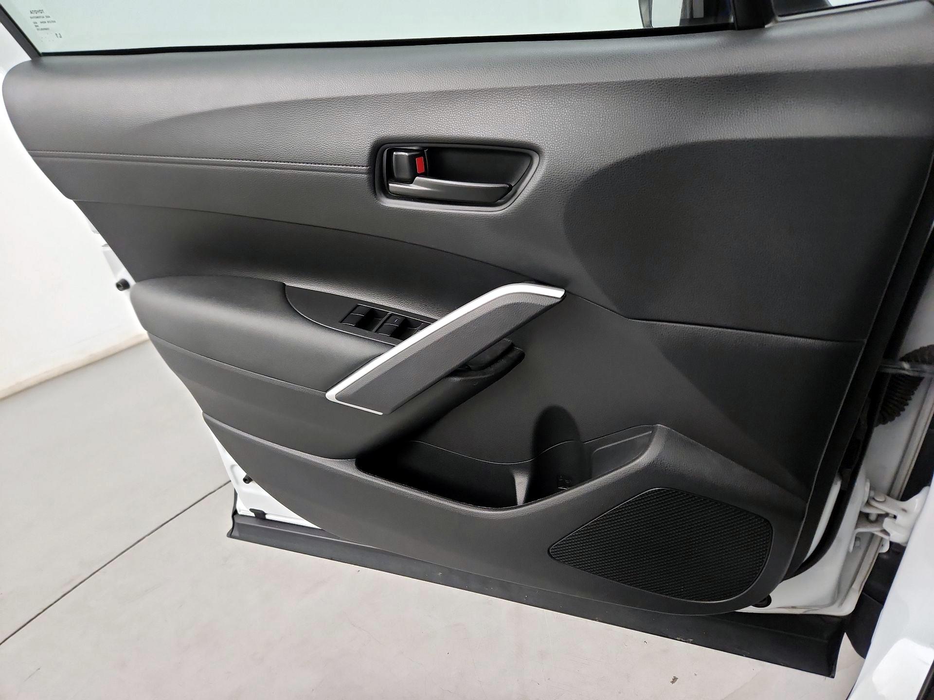 Thumbnail: 2024 Toyota Corolla Cross - 10