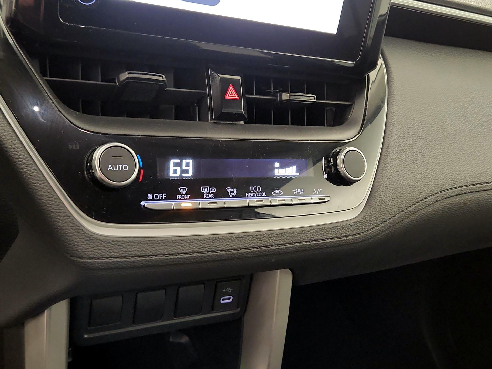 Thumbnail: 2024 Toyota Corolla Cross - 14