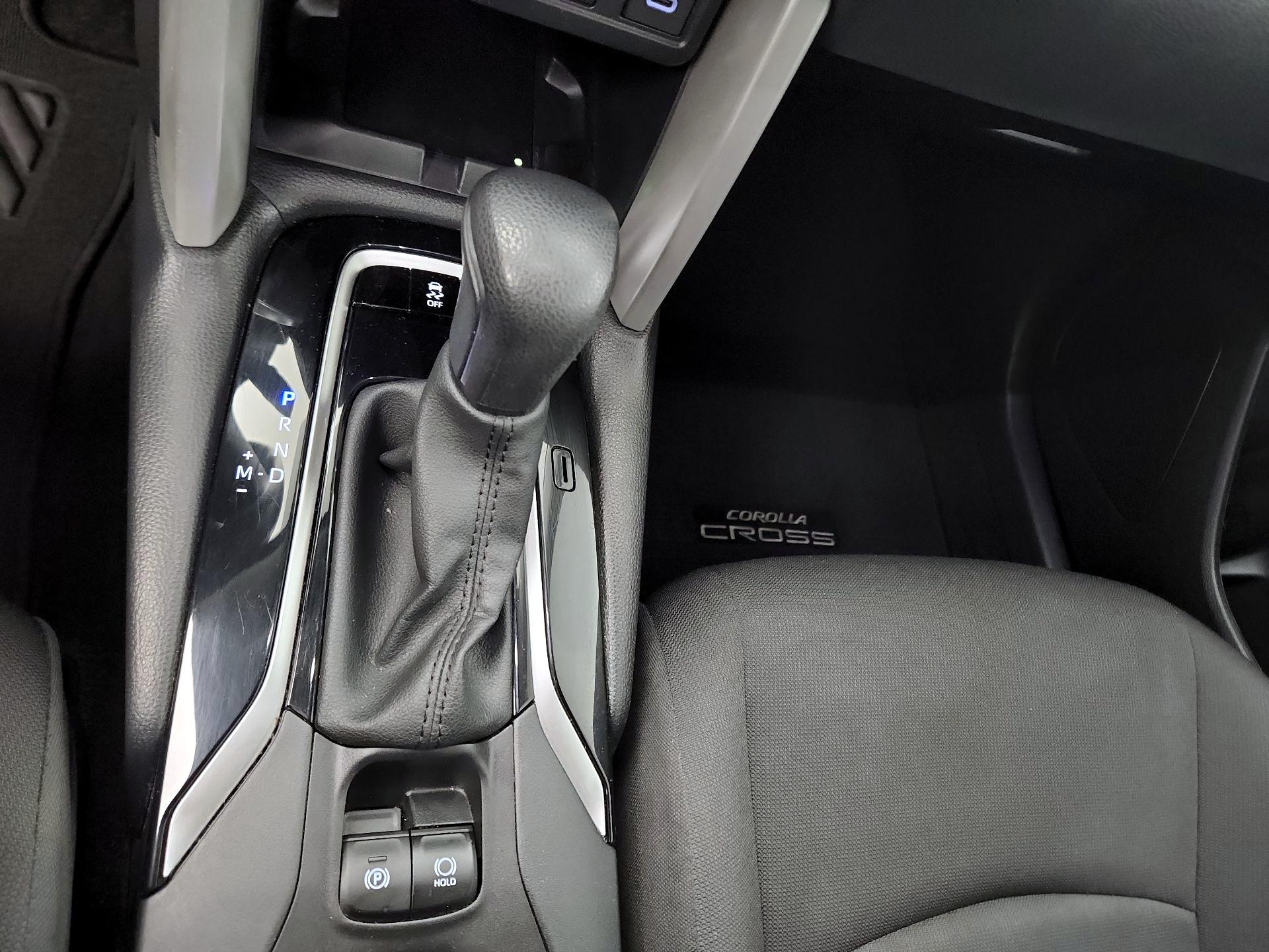 Thumbnail: 2024 Toyota Corolla Cross - 15