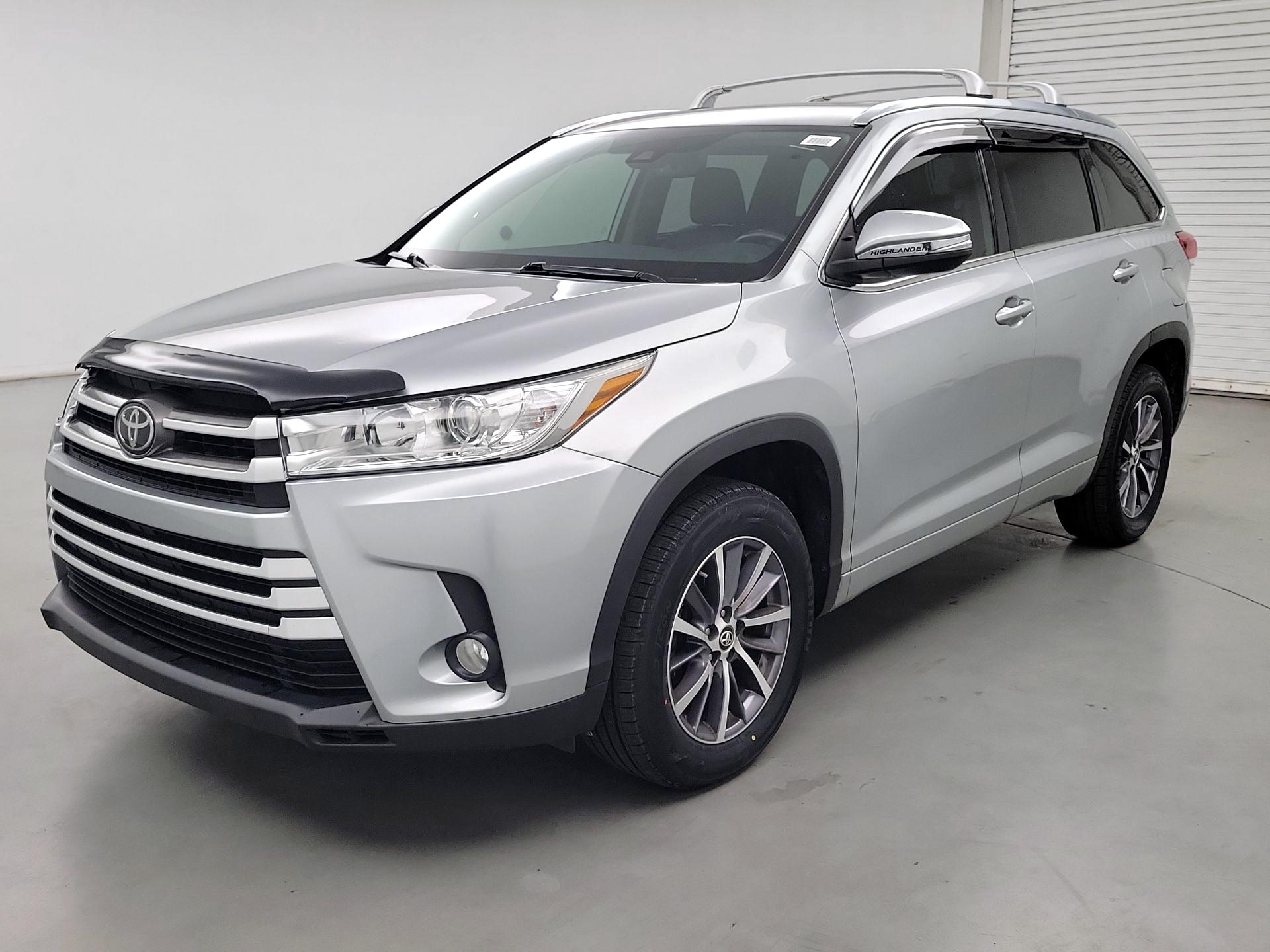 Thumbnail: 2018 Toyota Highlander - 3