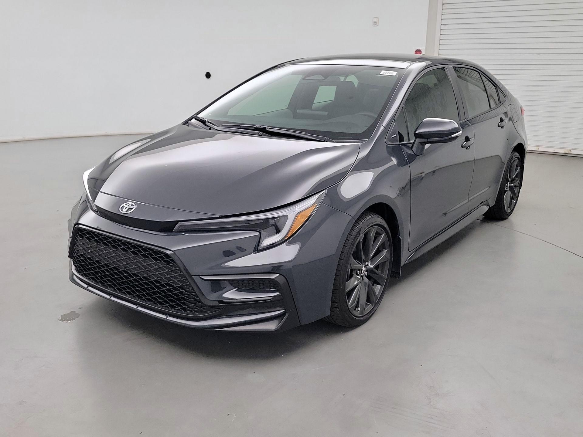 Thumbnail: 2025 Toyota Corolla - 3