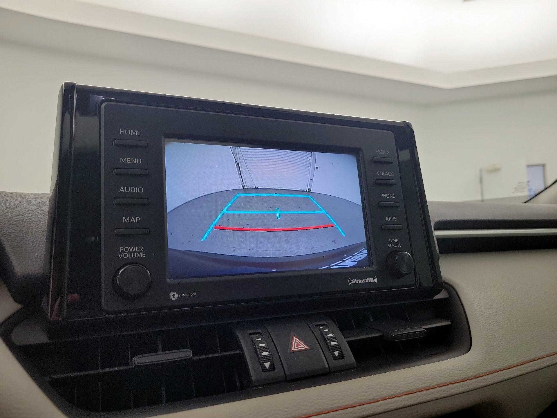 Thumbnail: 2022 Toyota RAV4 - 12