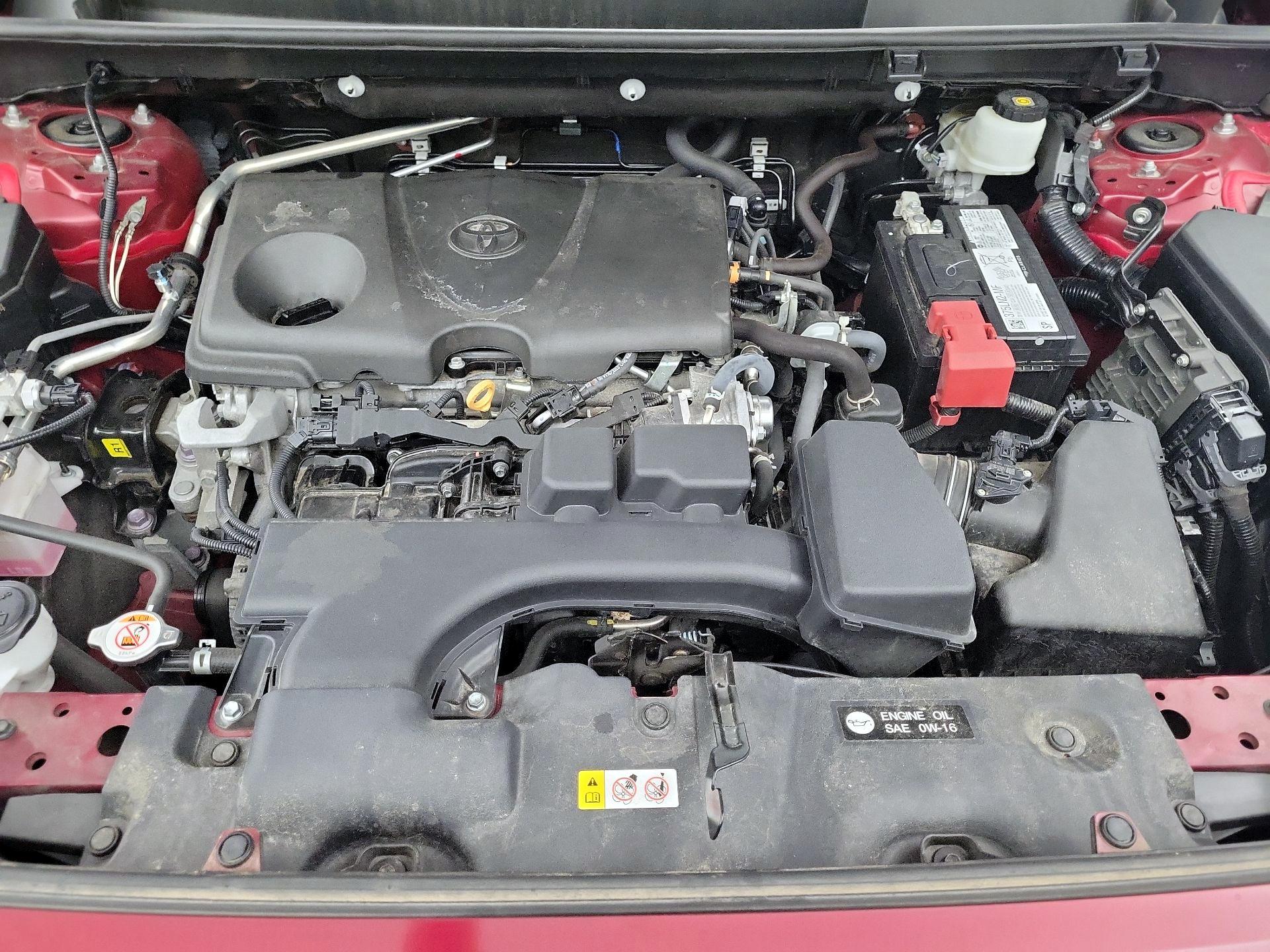 Thumbnail: 2022 Toyota RAV4 - 20