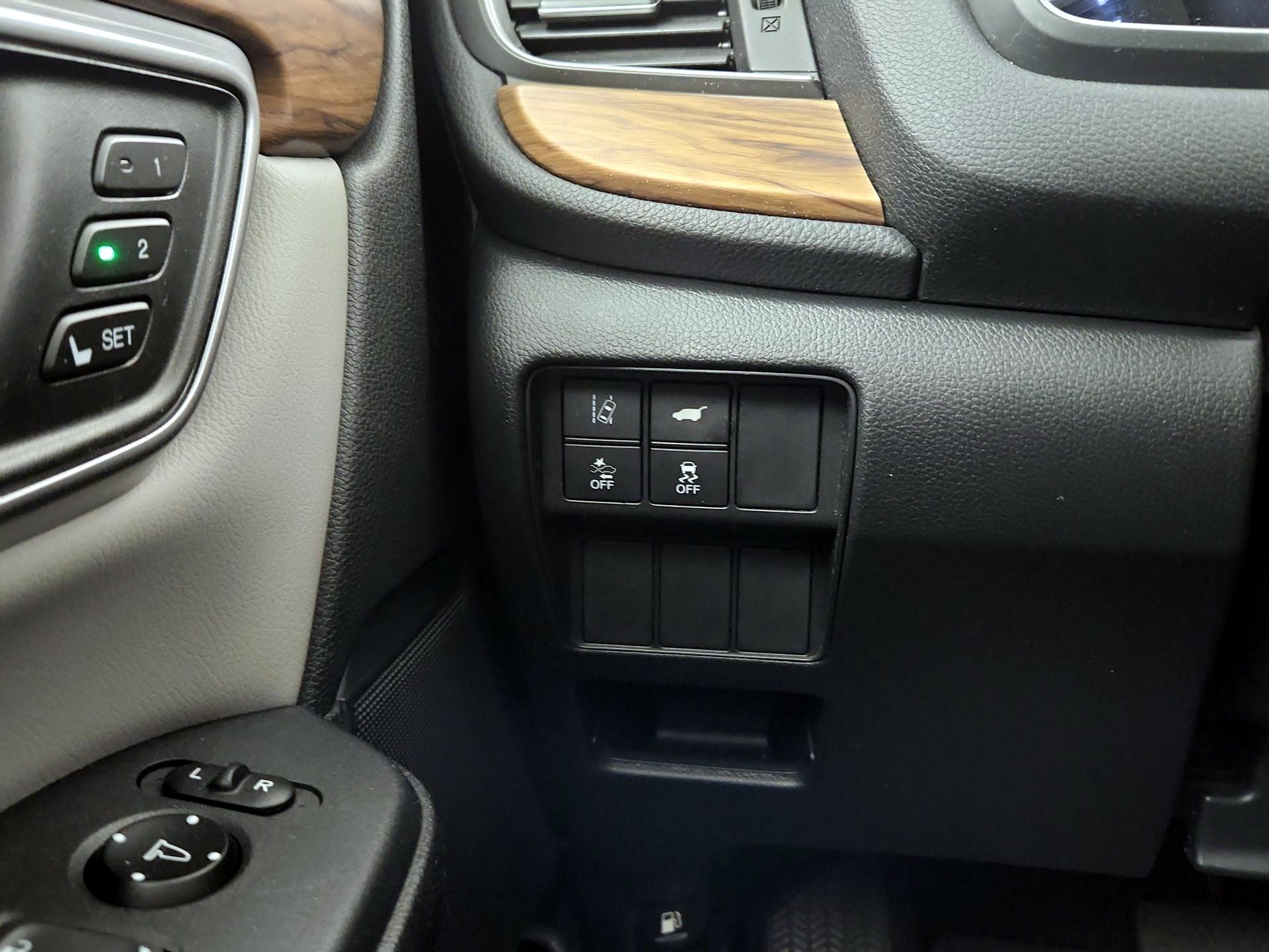 Thumbnail: 2017 Honda CR-V - 11