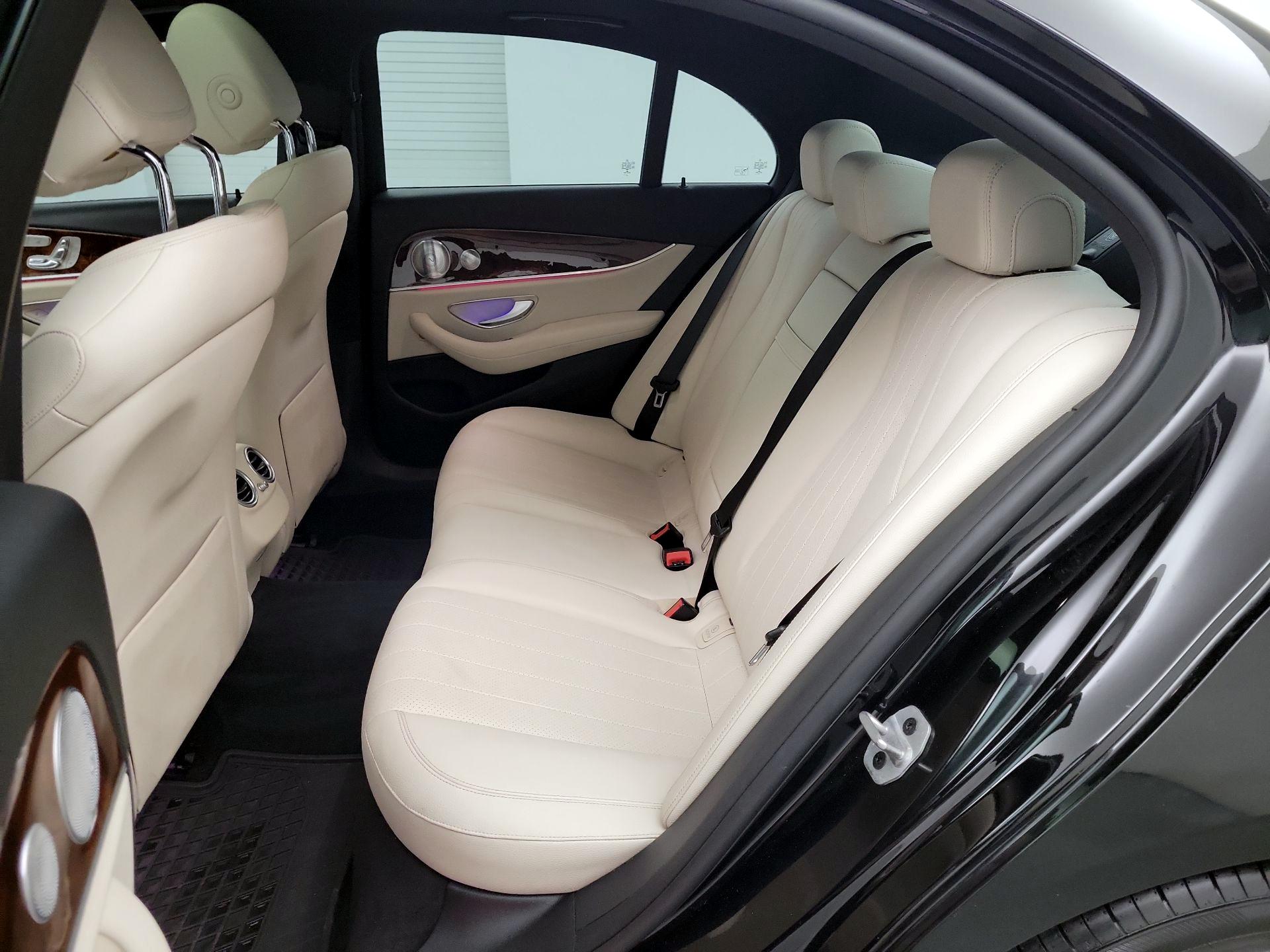 Thumbnail: 2020 Mercedes-Benz E-Class - 18