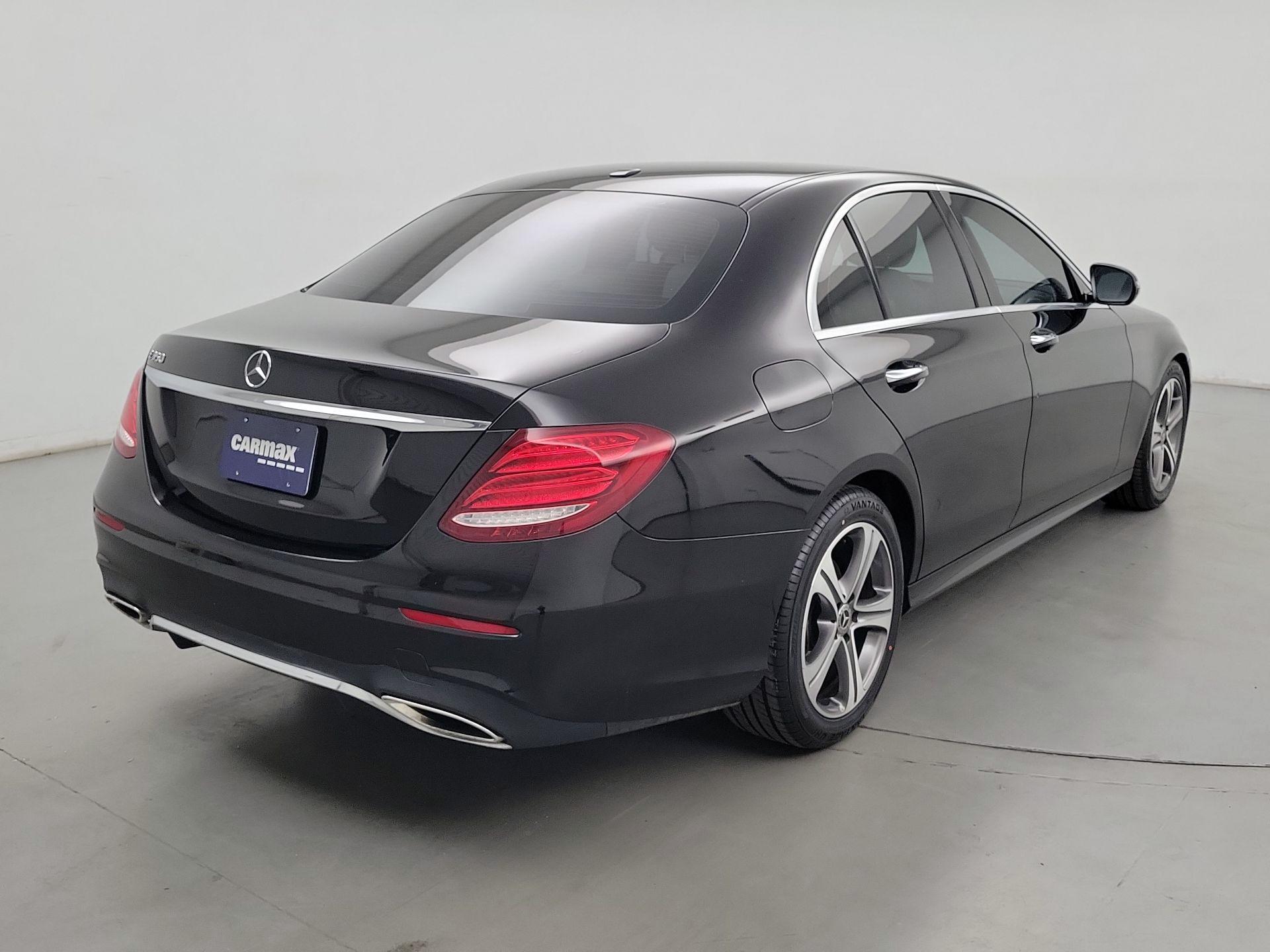 Thumbnail: 2020 Mercedes-Benz E-Class - 5
