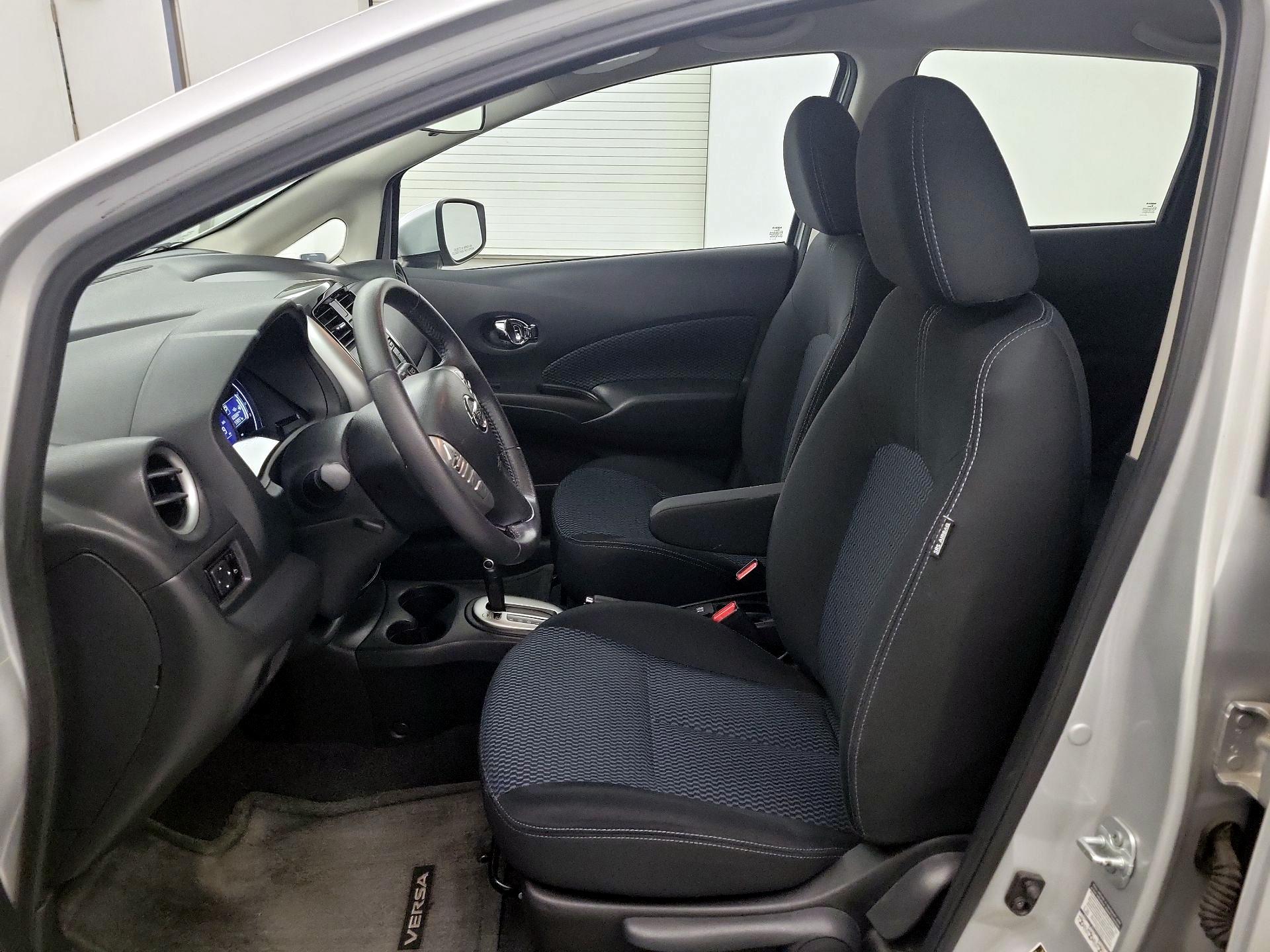 Thumbnail: 2015 Nissan Versa Note - 9