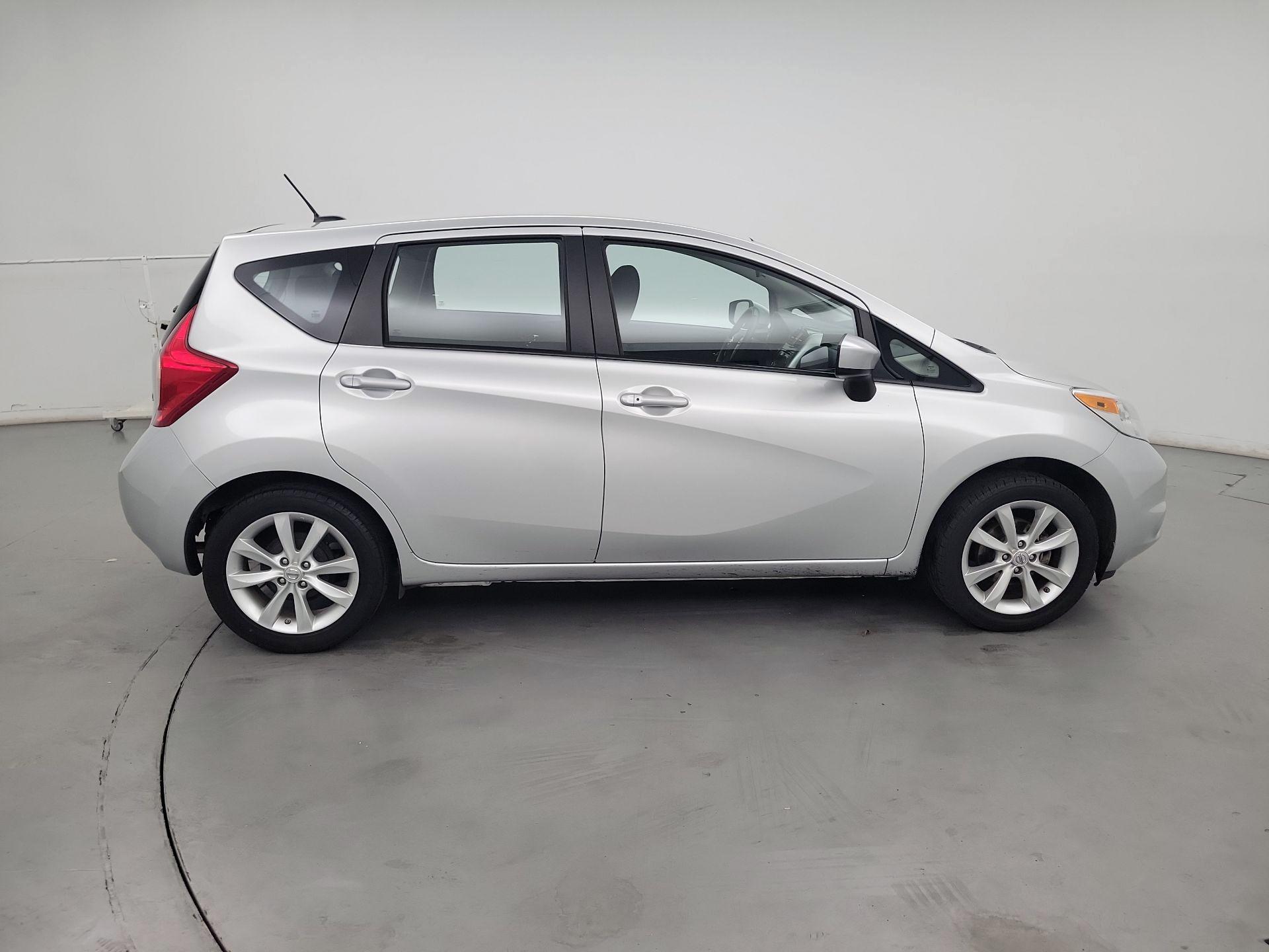 Thumbnail: 2015 Nissan Versa Note - 4