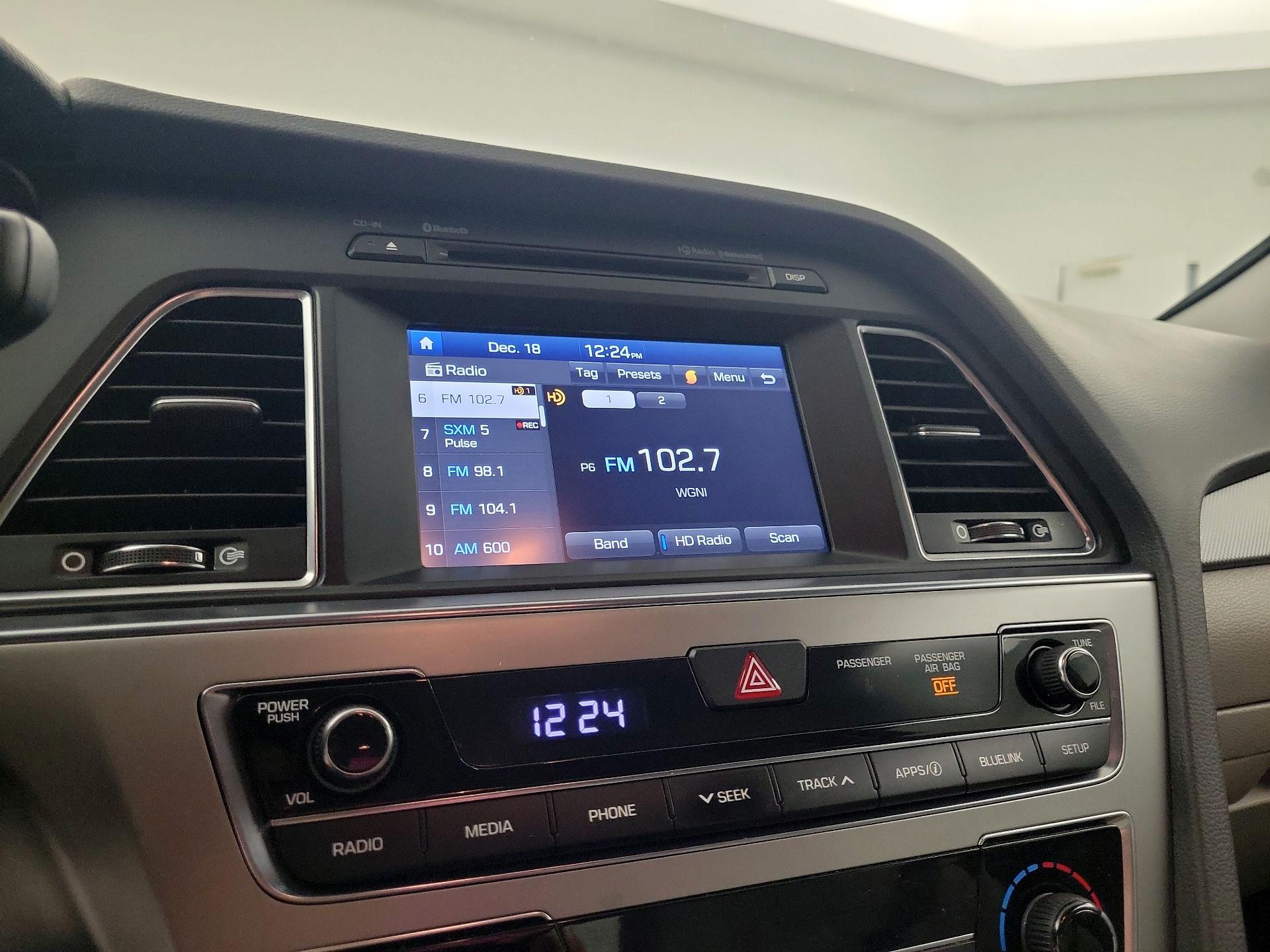 Thumbnail: 2017 Hyundai Sonata - 13