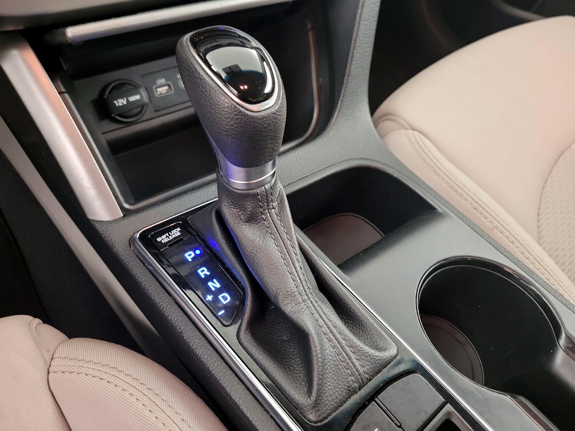 Thumbnail: 2017 Hyundai Sonata - 15