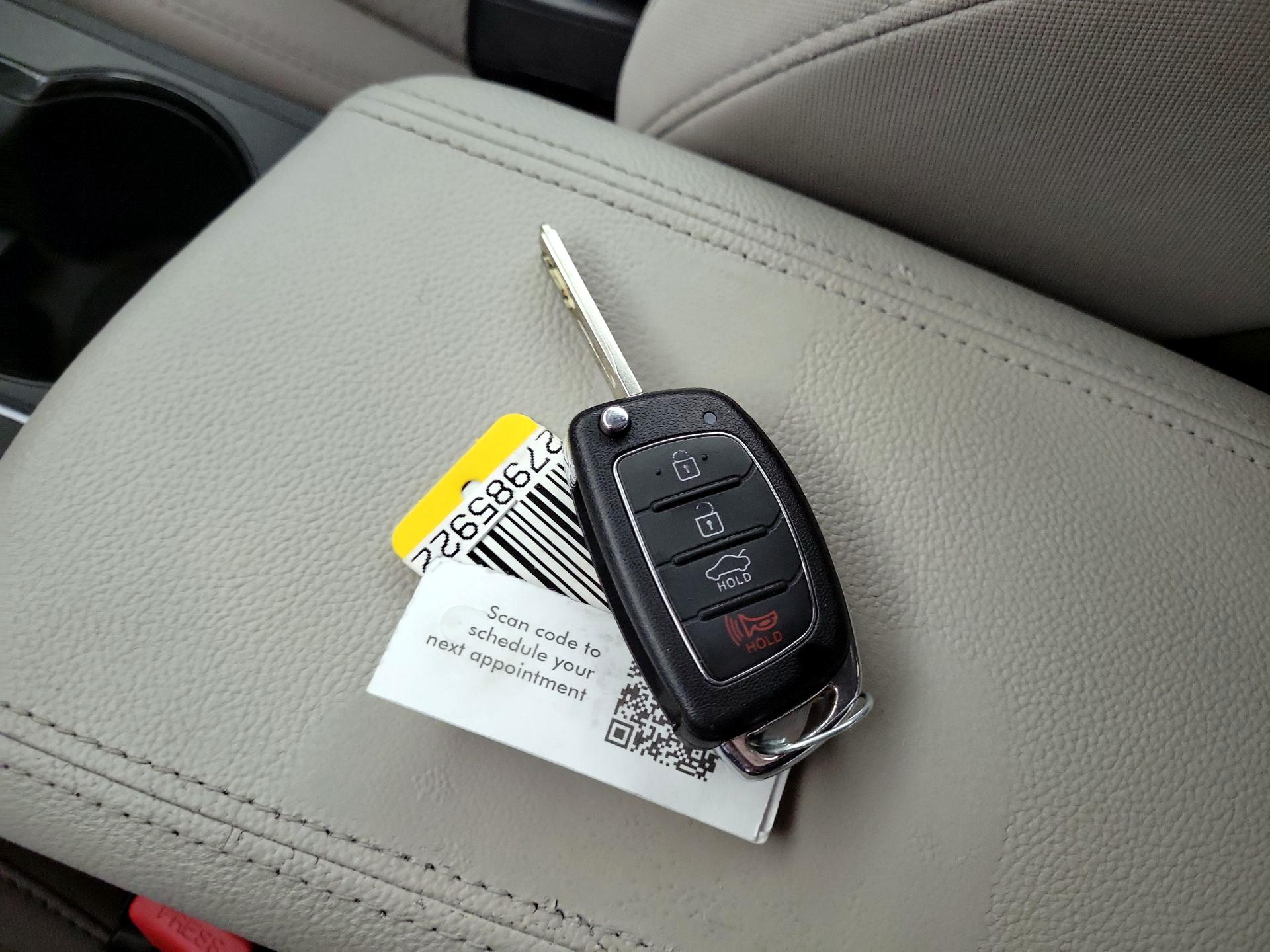 Thumbnail: 2017 Hyundai Sonata - 20