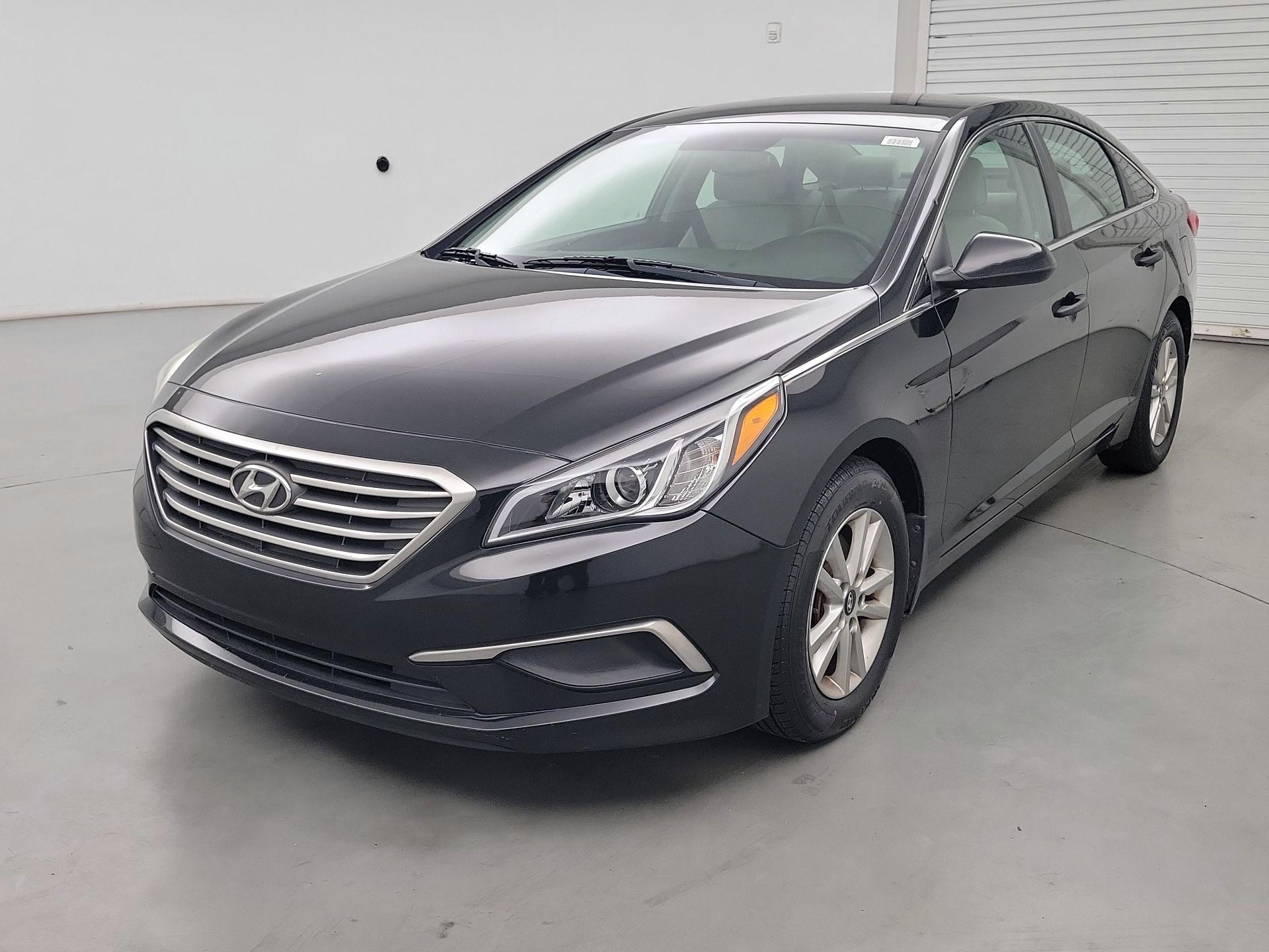 Thumbnail: 2017 Hyundai Sonata - 3