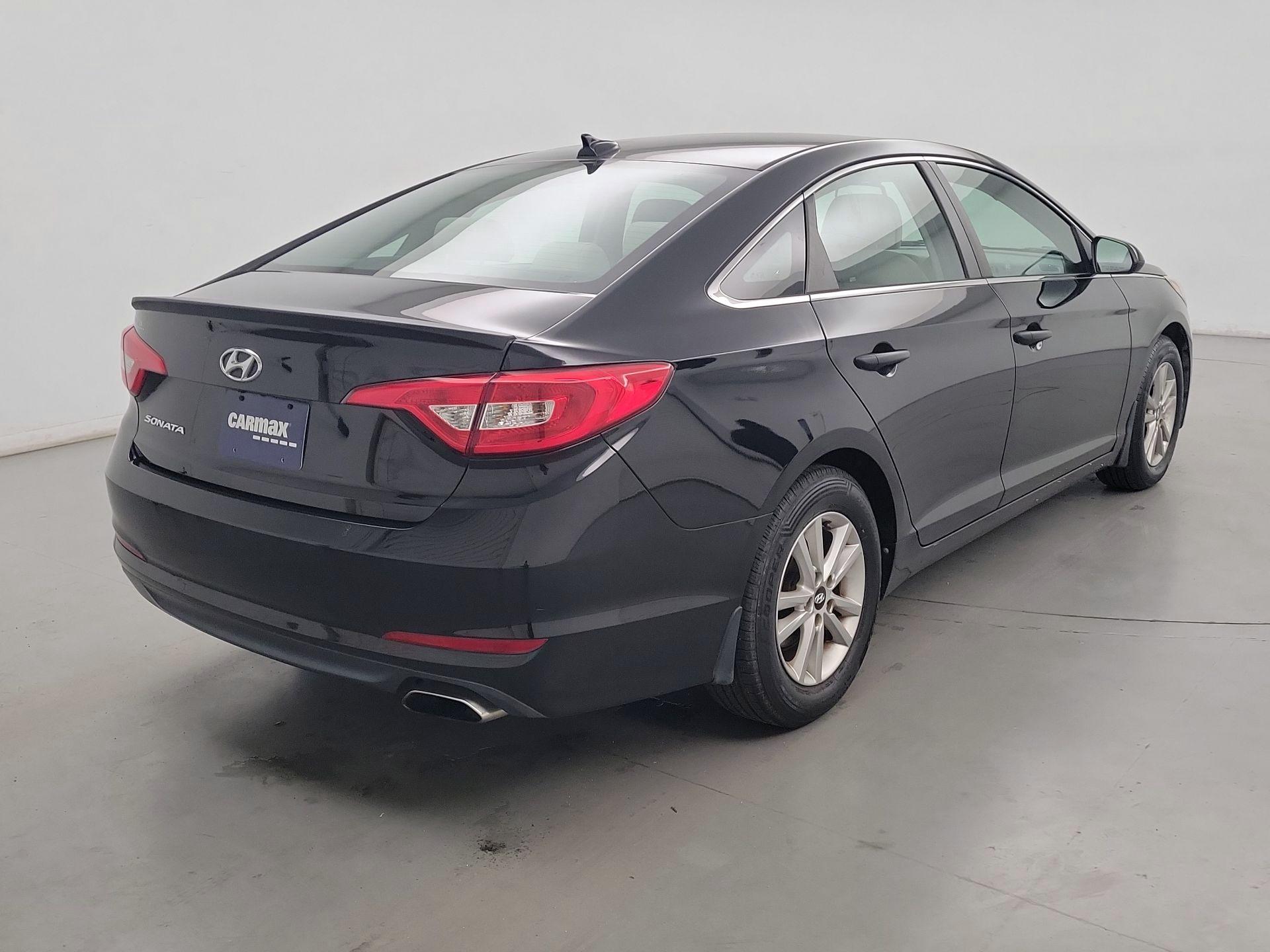 Thumbnail: 2017 Hyundai Sonata - 5