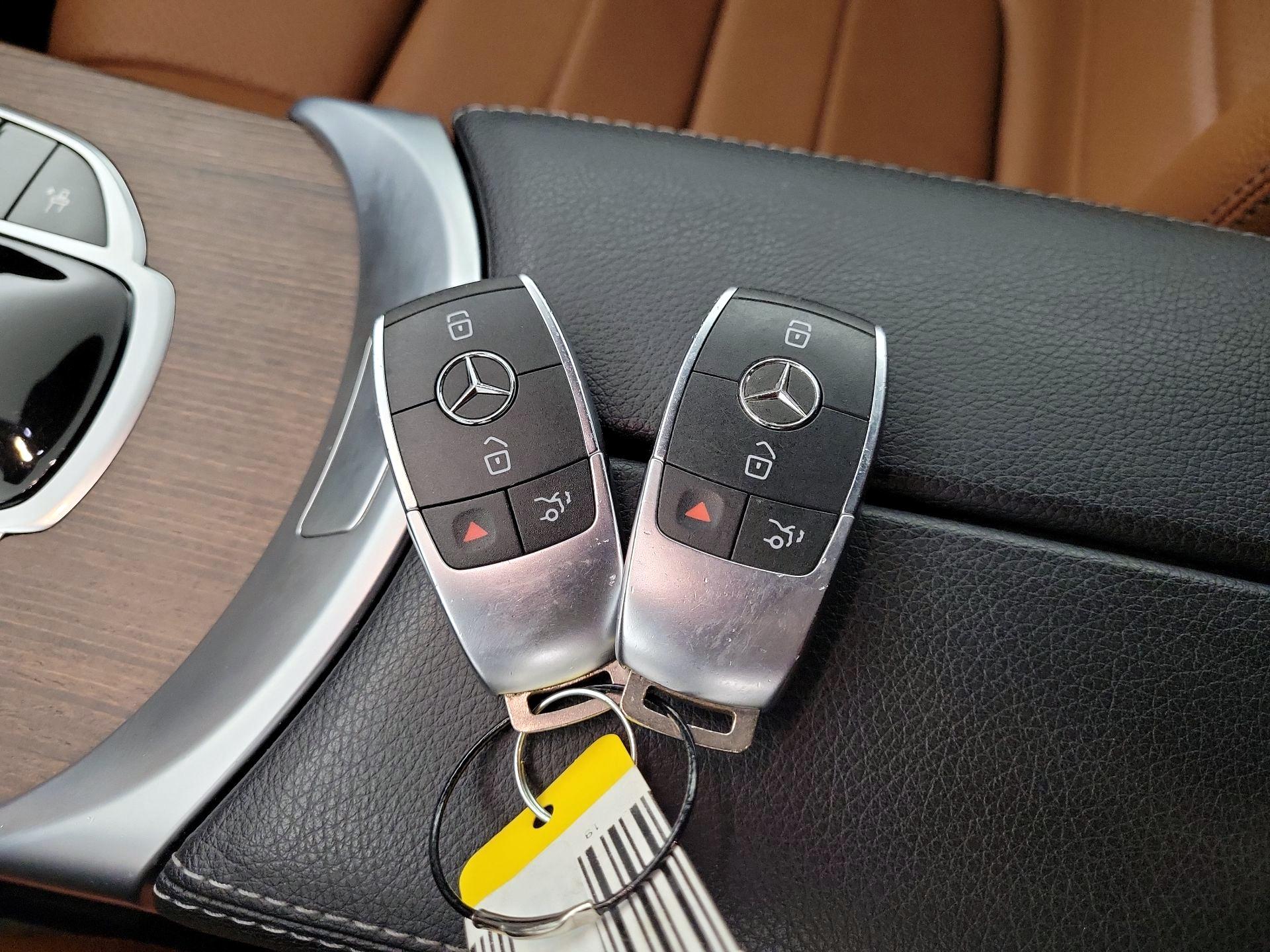 Thumbnail: 2019 Mercedes-Benz C-Class - 19