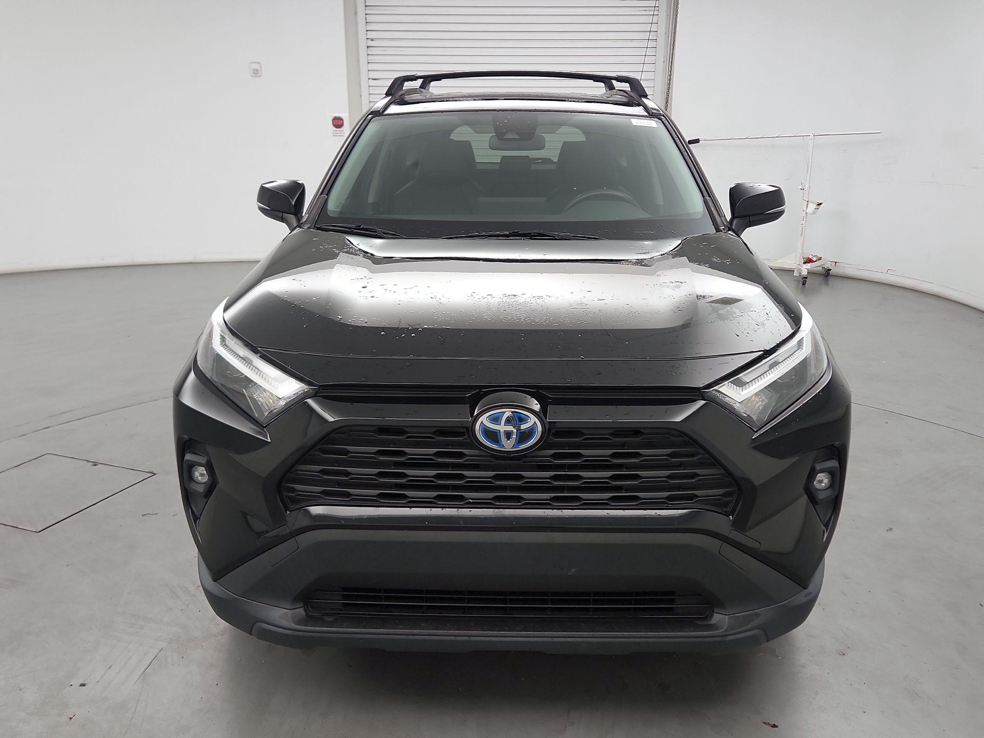 Thumbnail: 2022 Toyota RAV4 - 2