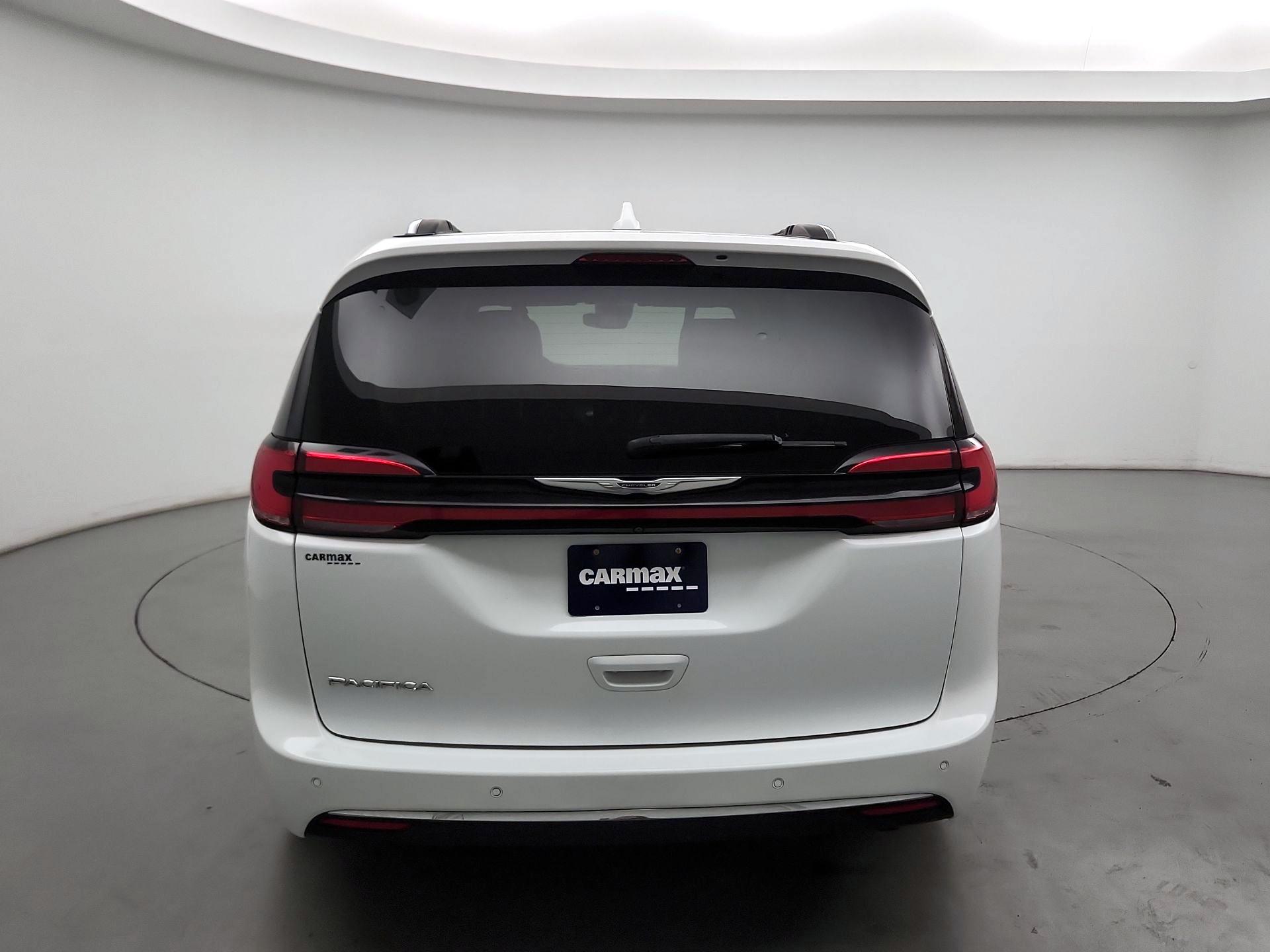 Thumbnail: 2021 Chrysler Pacifica - 6