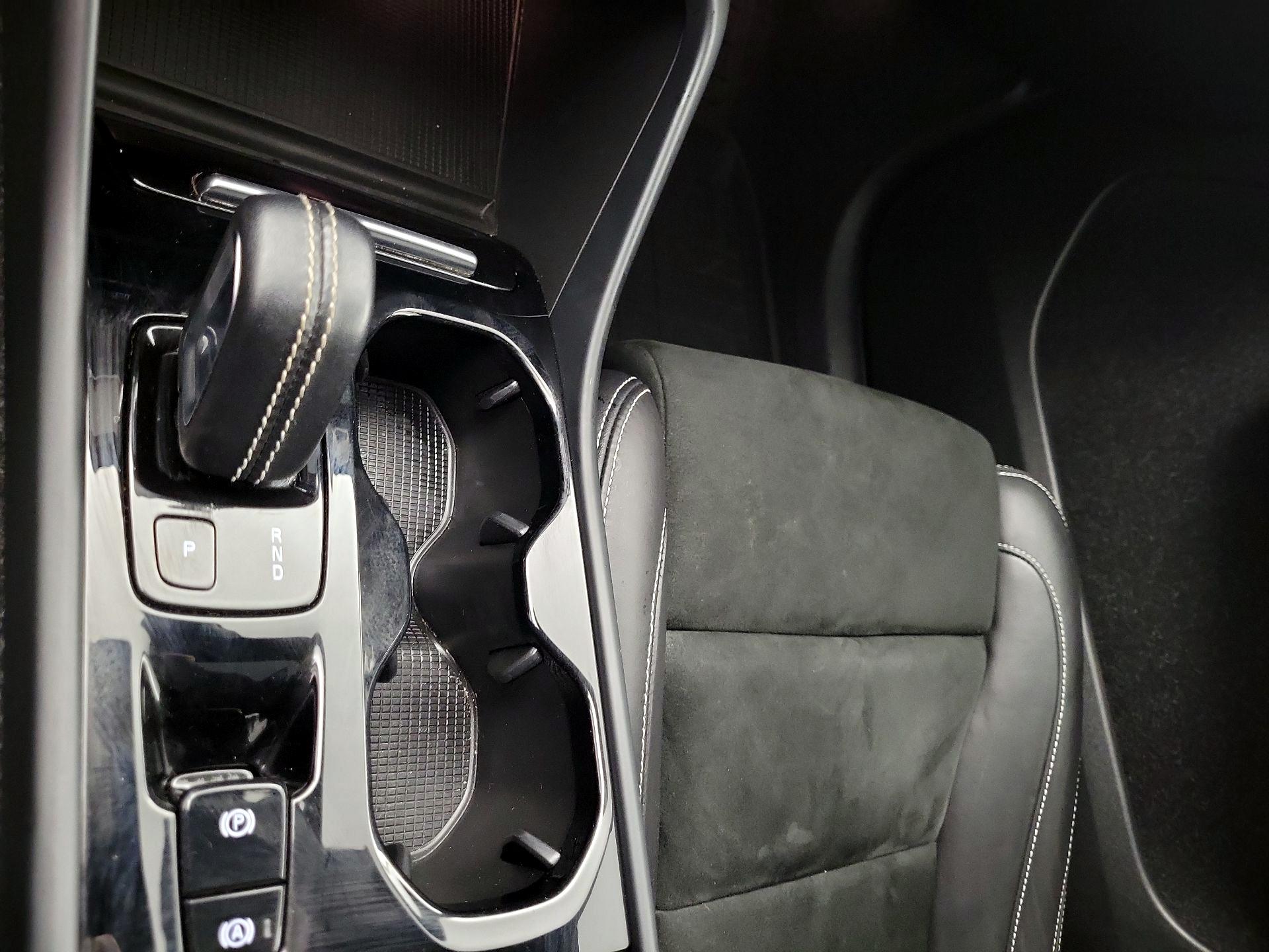 Thumbnail: 2021 Volvo XC40 - 18