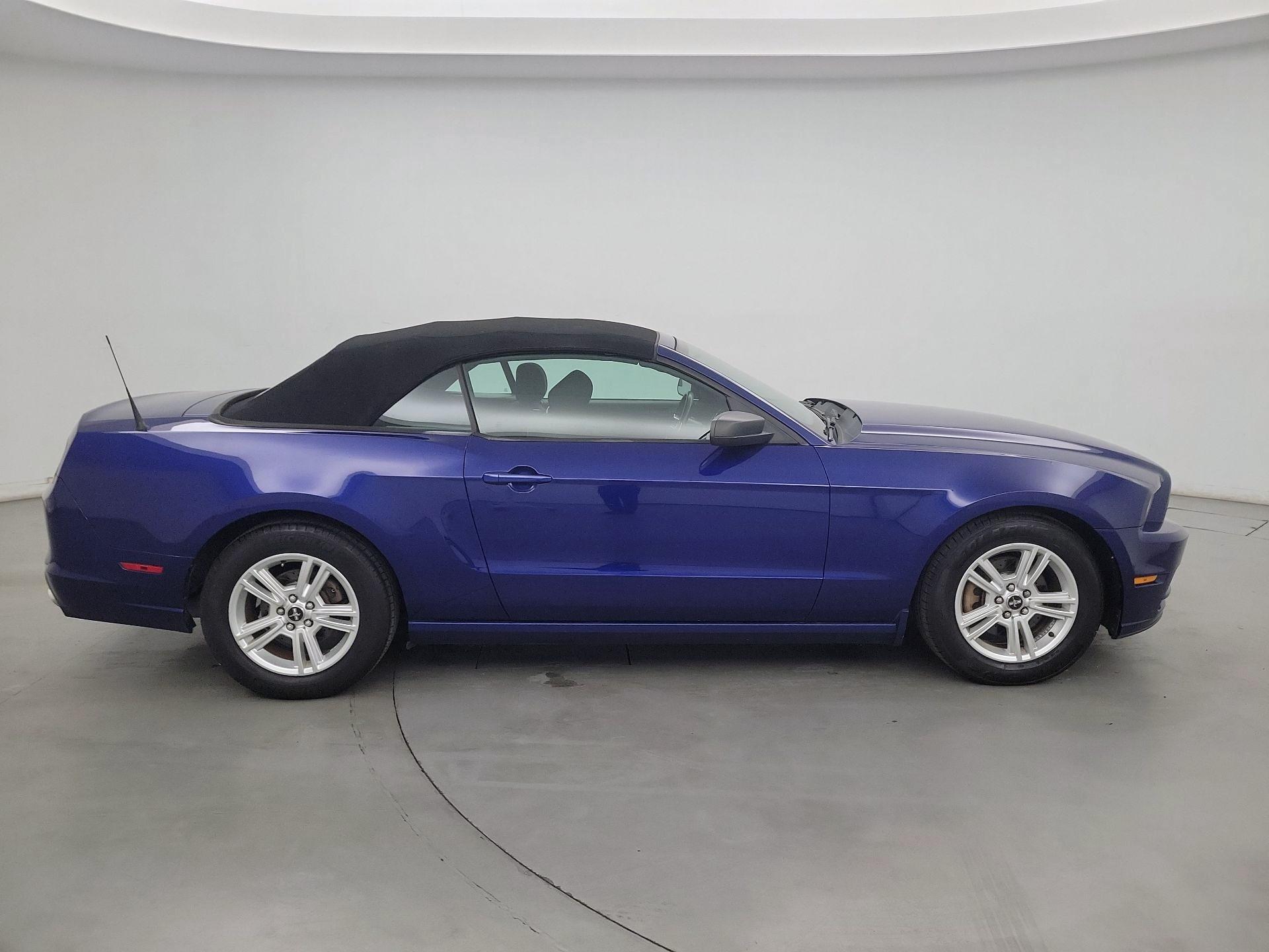 Thumbnail: 2014 Ford Mustang - 4