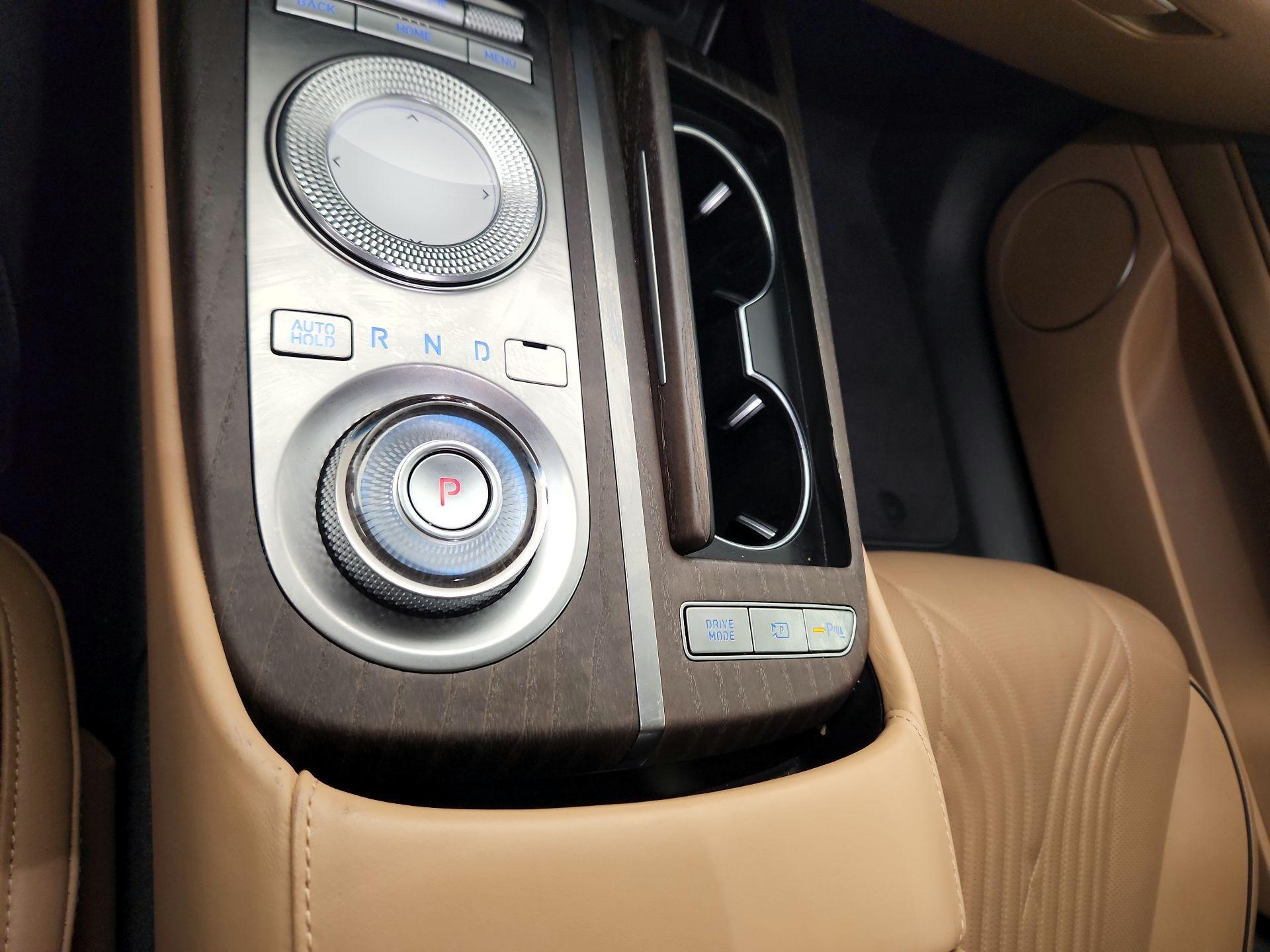 Thumbnail: 2021 Genesis G80 - 16