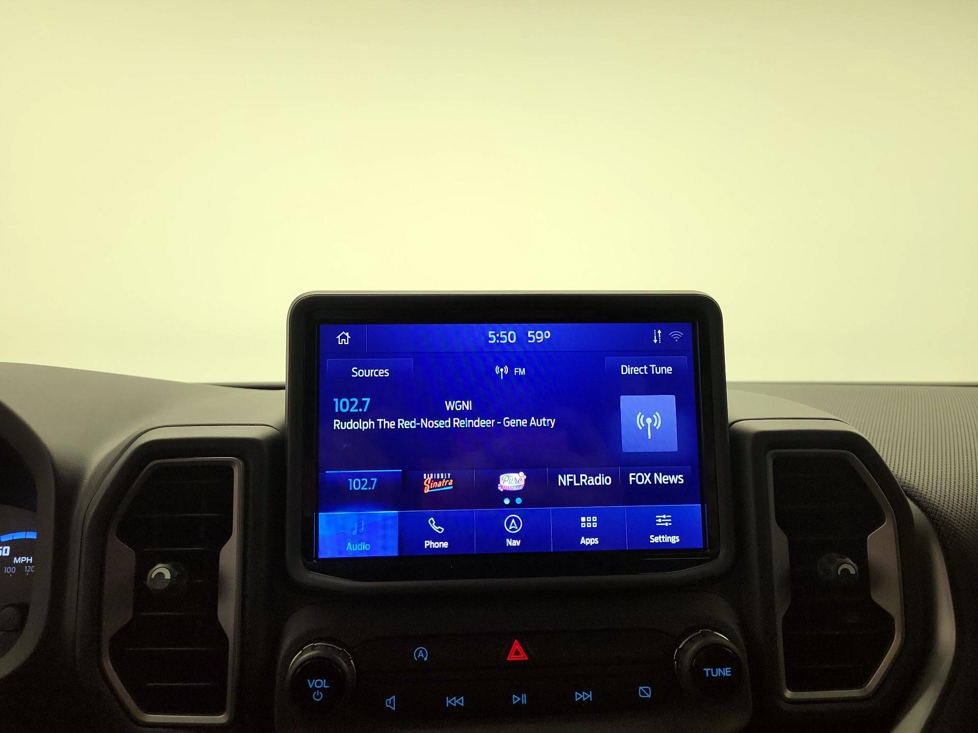 Thumbnail: 2021 Ford Bronco Sport - 16