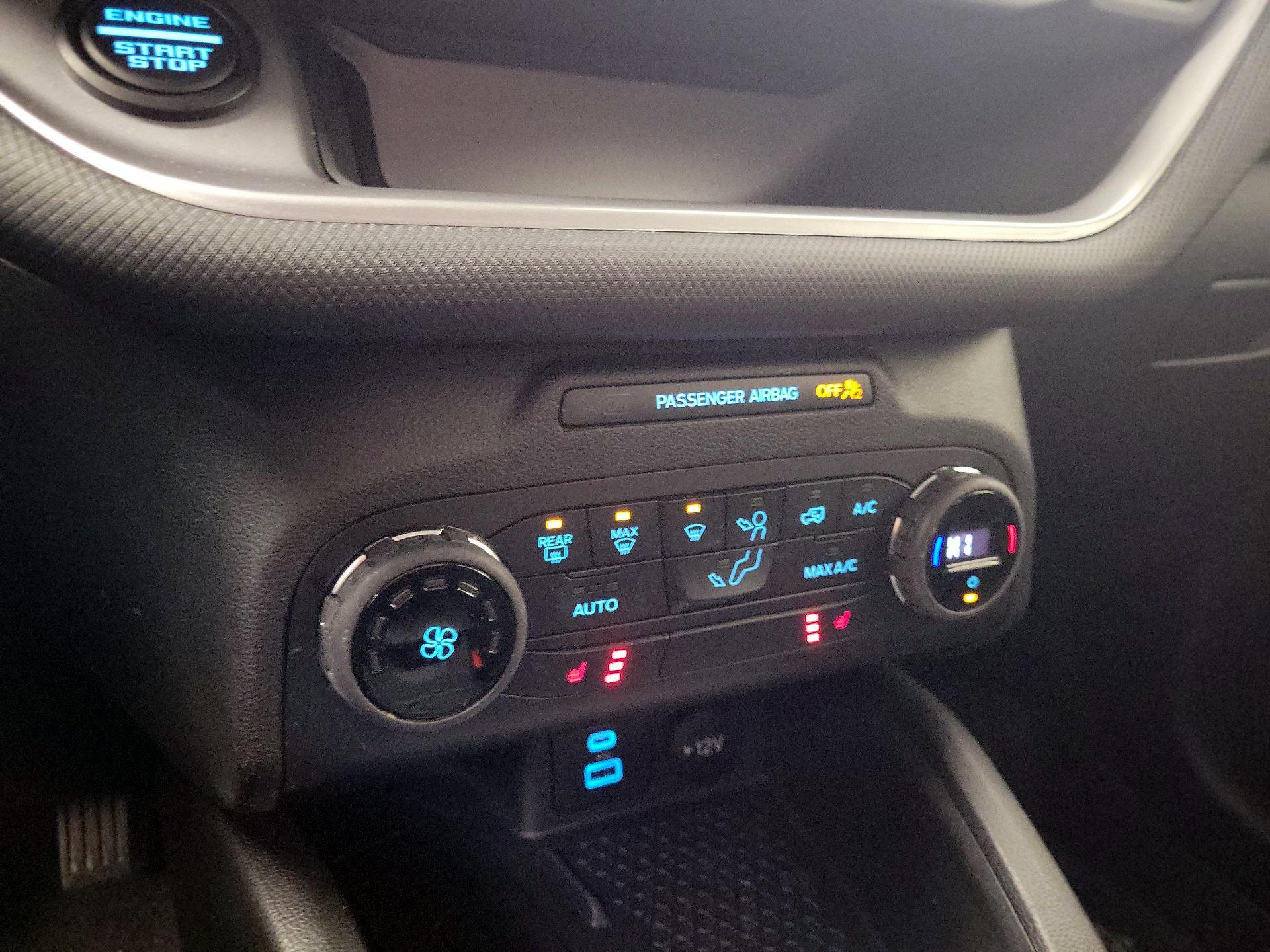 Thumbnail: 2021 Ford Bronco Sport - 17