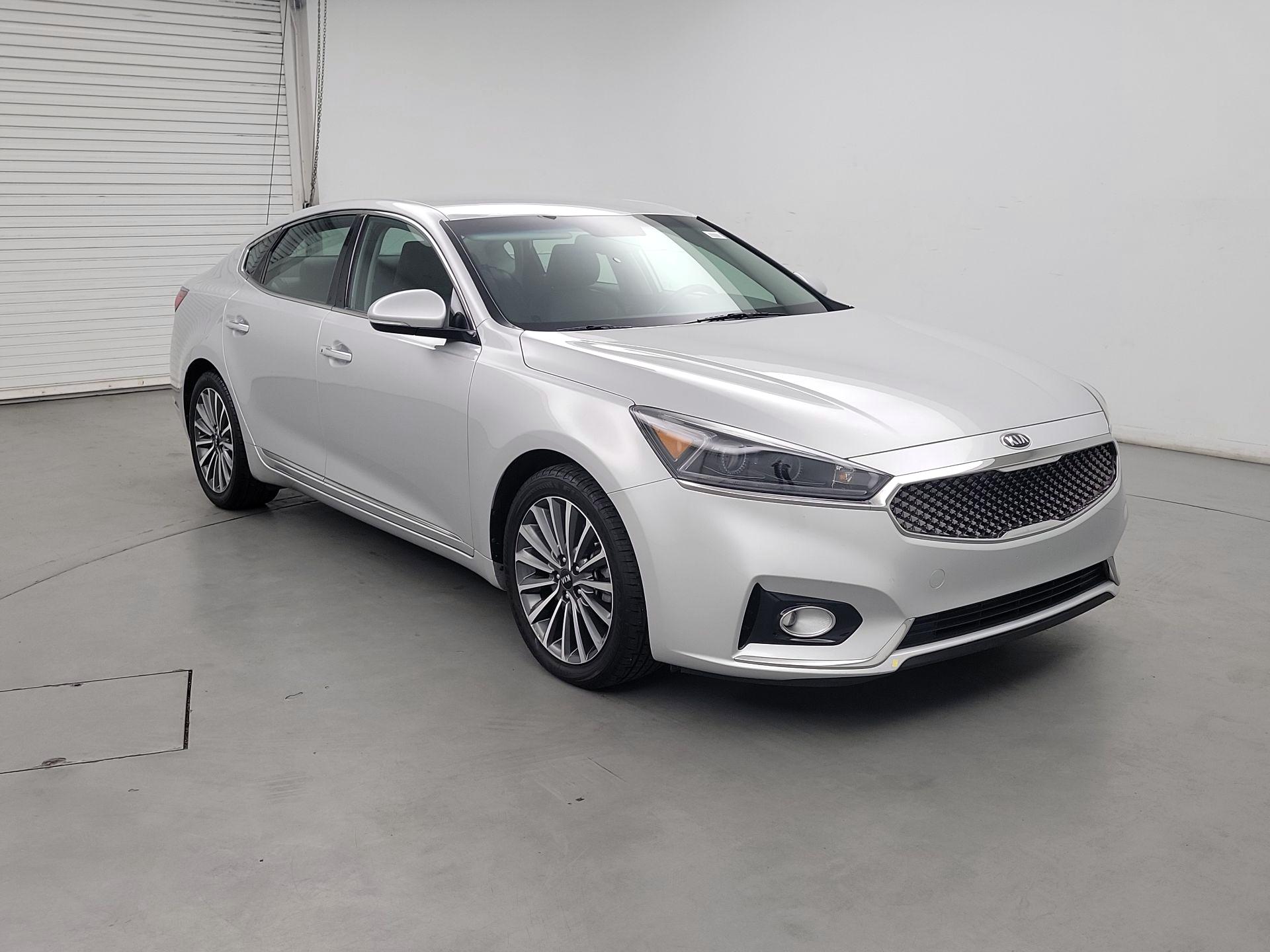 Thumbnail: 2018 Kia Cadenza - 1