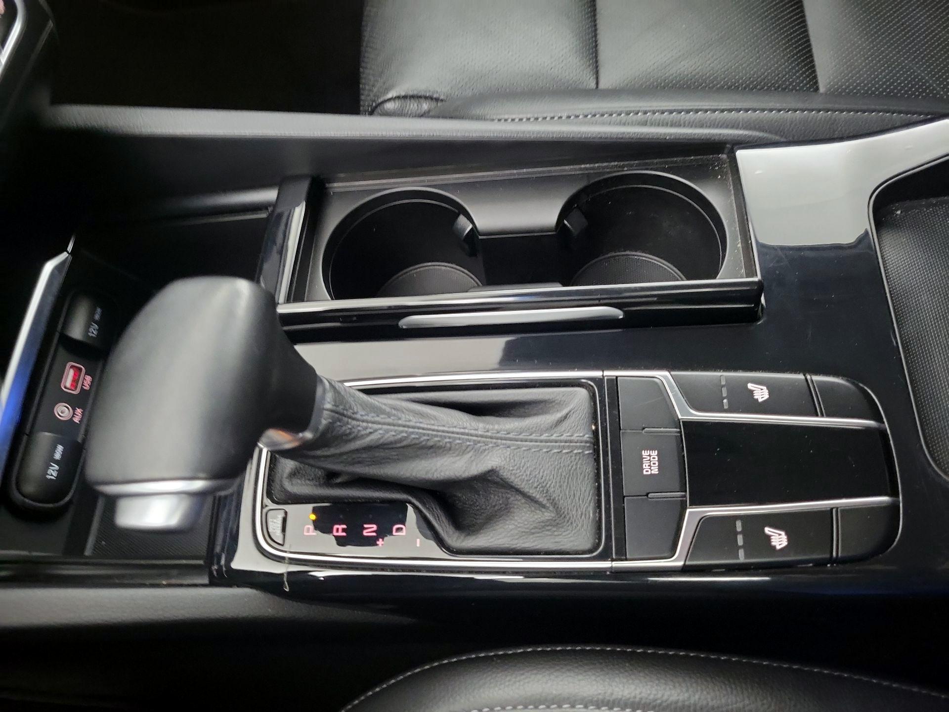 Thumbnail: 2018 Kia Cadenza - 15