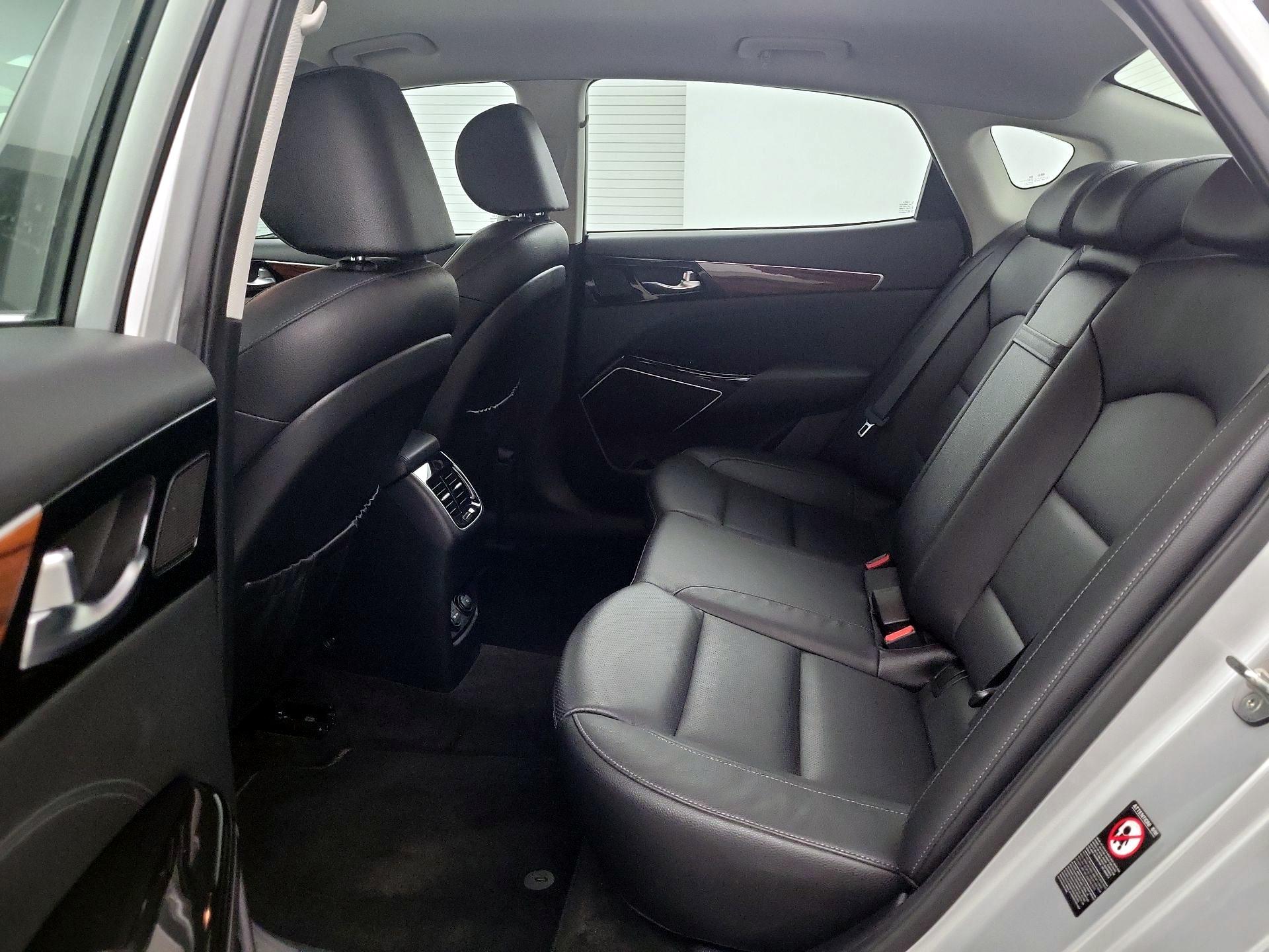 Thumbnail: 2018 Kia Cadenza - 17