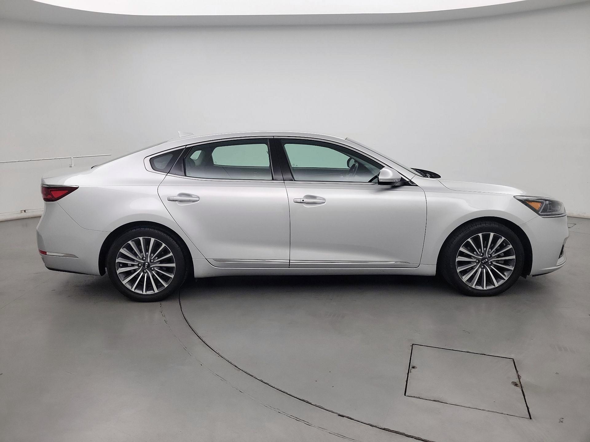 Thumbnail: 2018 Kia Cadenza - 4