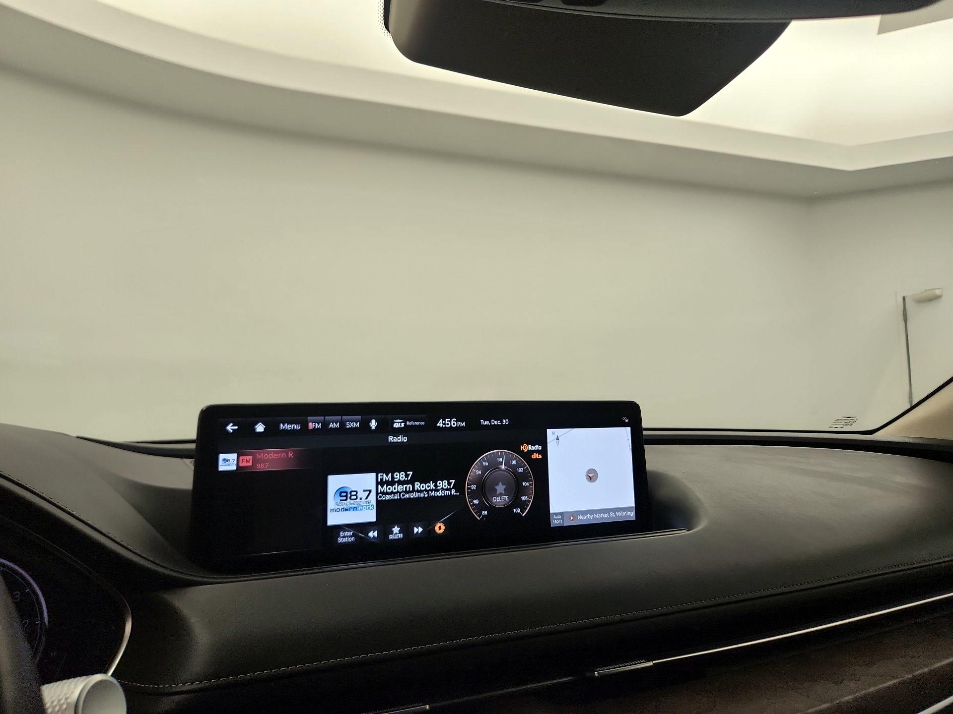 Thumbnail: 2021 Genesis G80 - 14