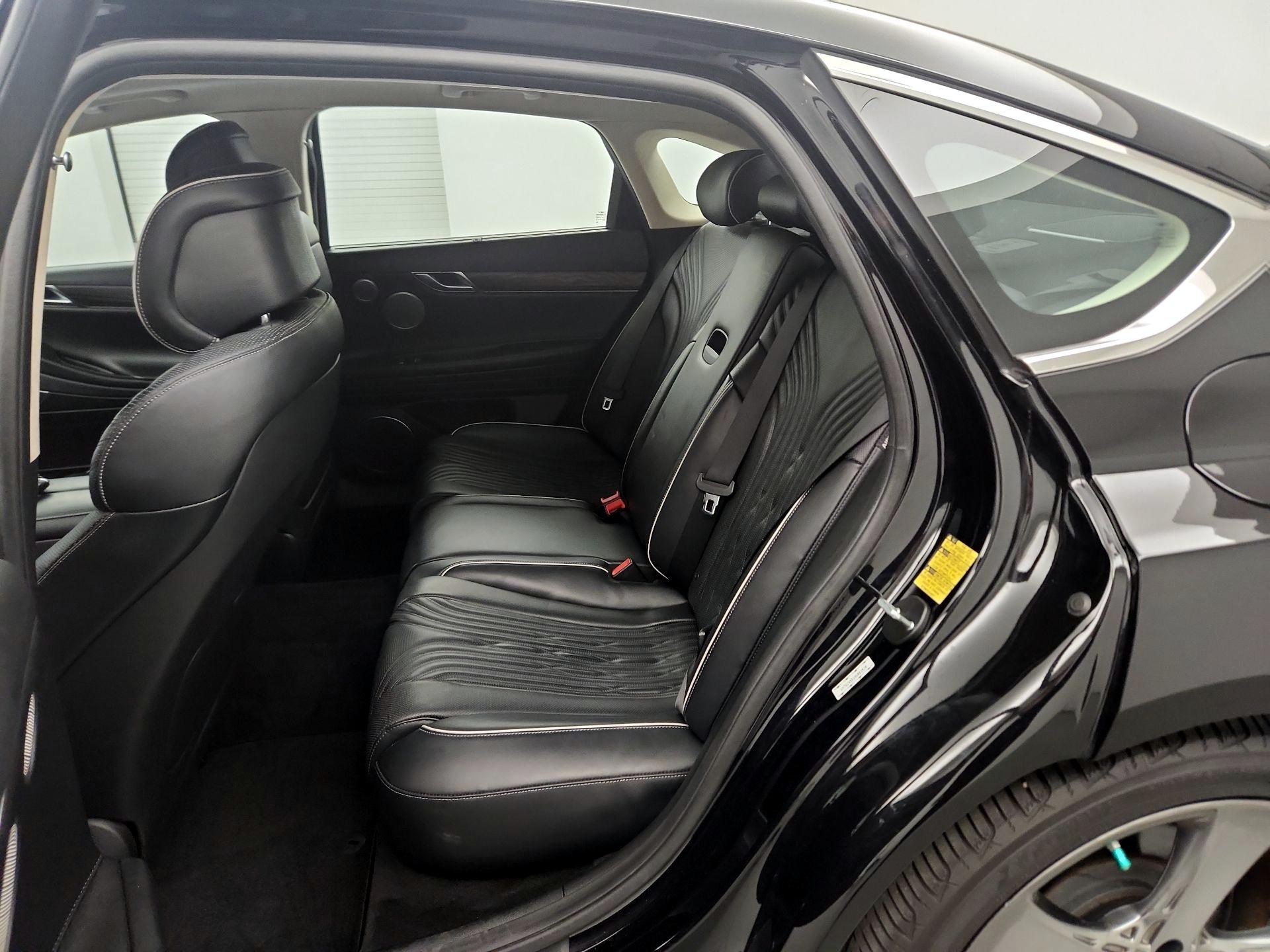 Thumbnail: 2021 Genesis G80 - 19