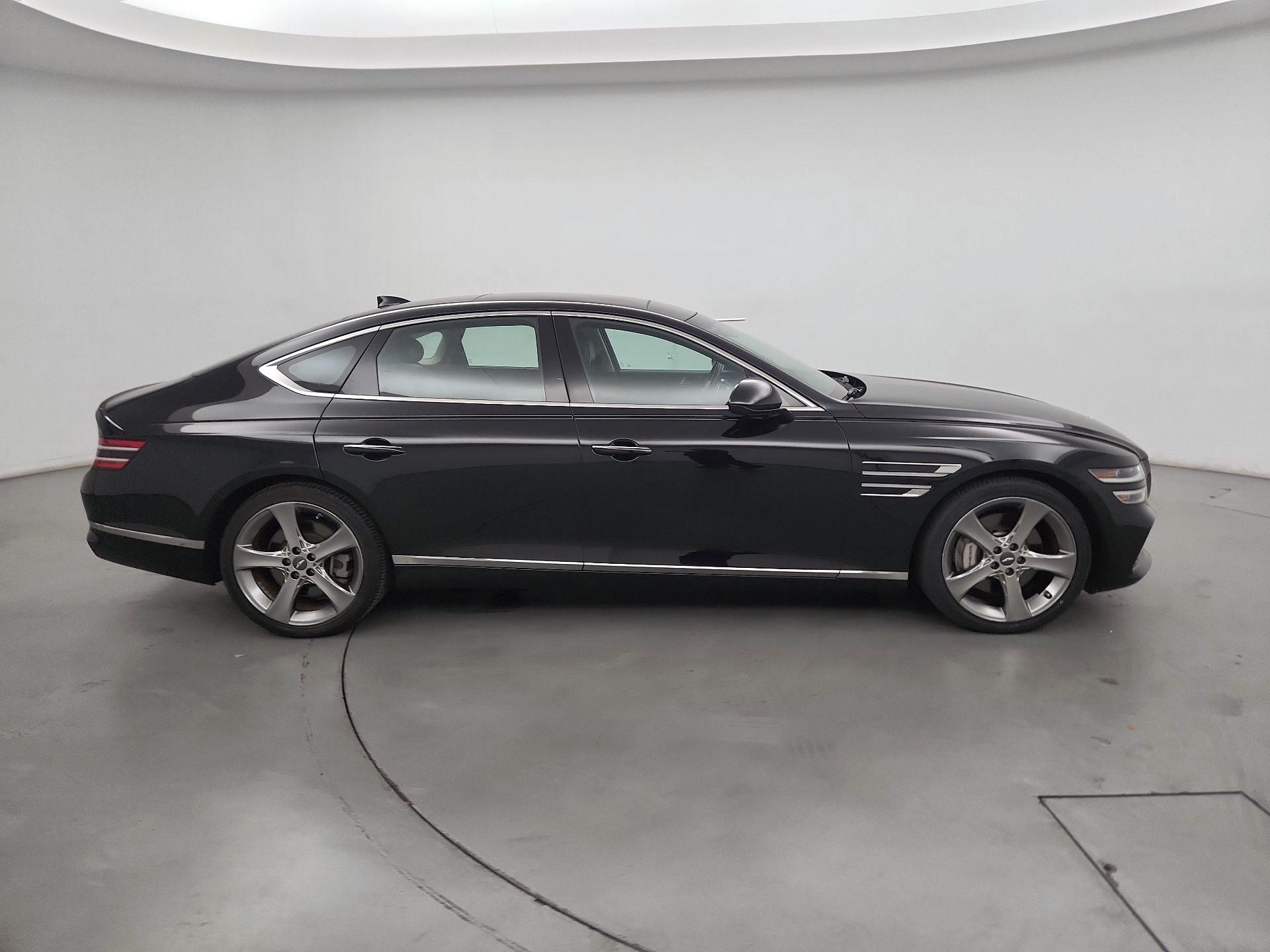 Thumbnail: 2021 Genesis G80 - 4