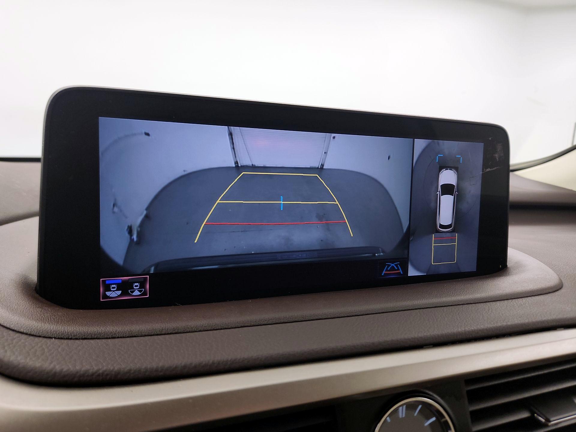 Thumbnail: 2020 Lexus RX - 13