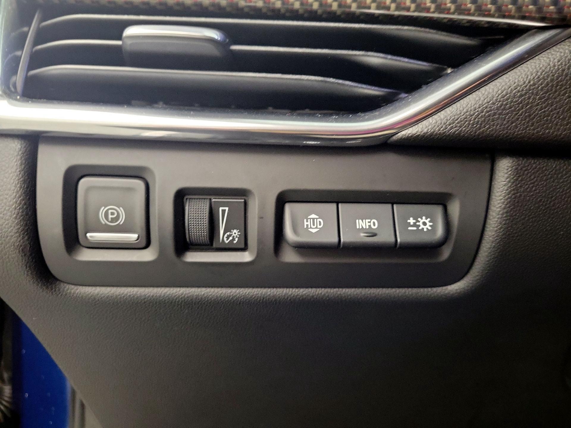 Thumbnail: 2019 Cadillac XT4 - 11