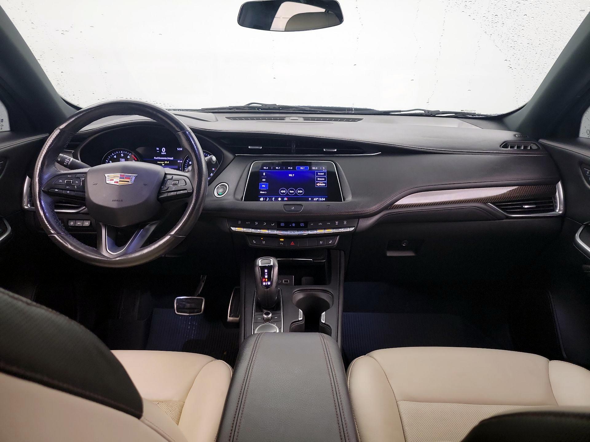 Thumbnail: 2019 Cadillac XT4 - 8