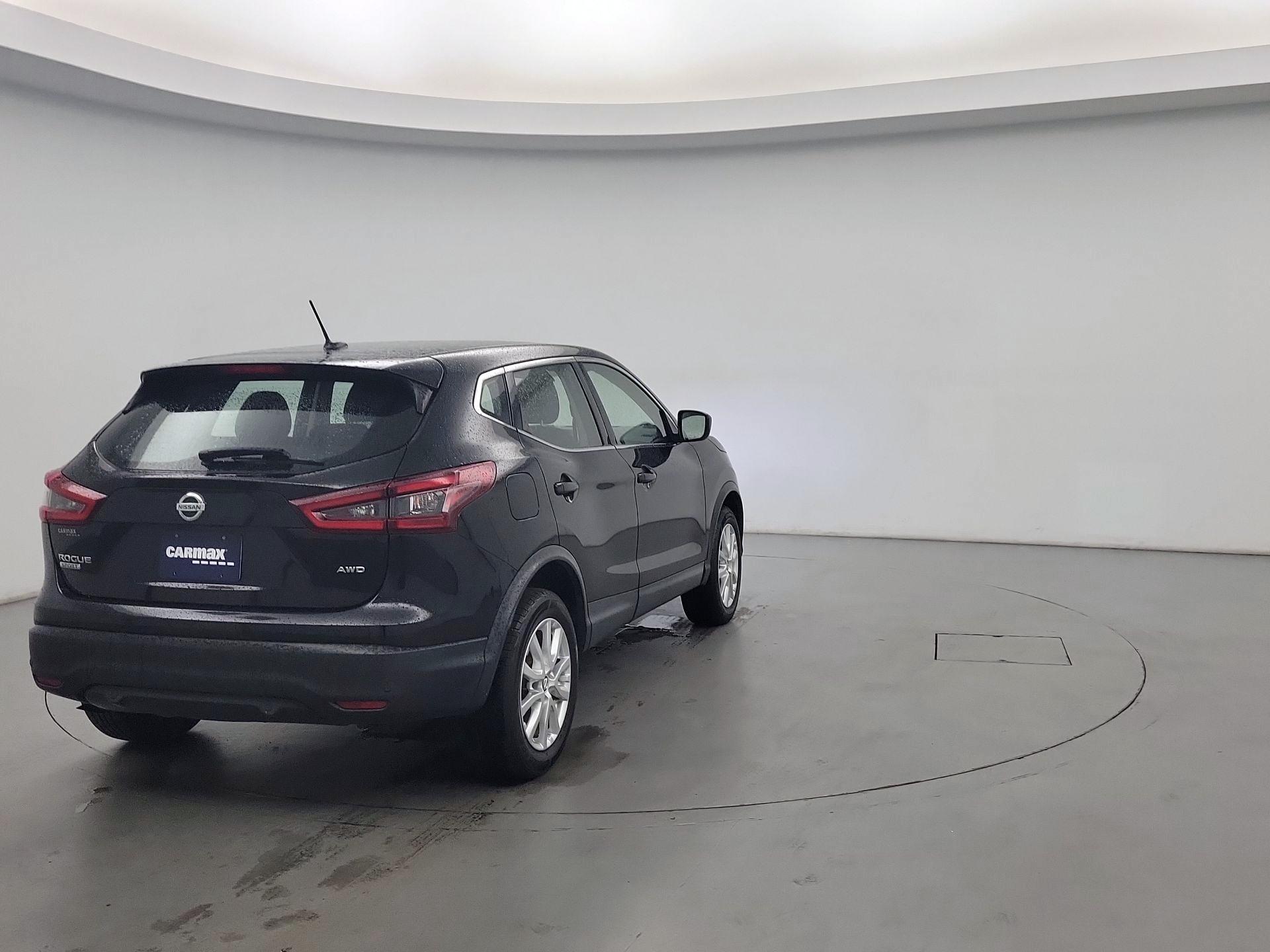 Thumbnail: 2020 Nissan Rogue Sport - 5