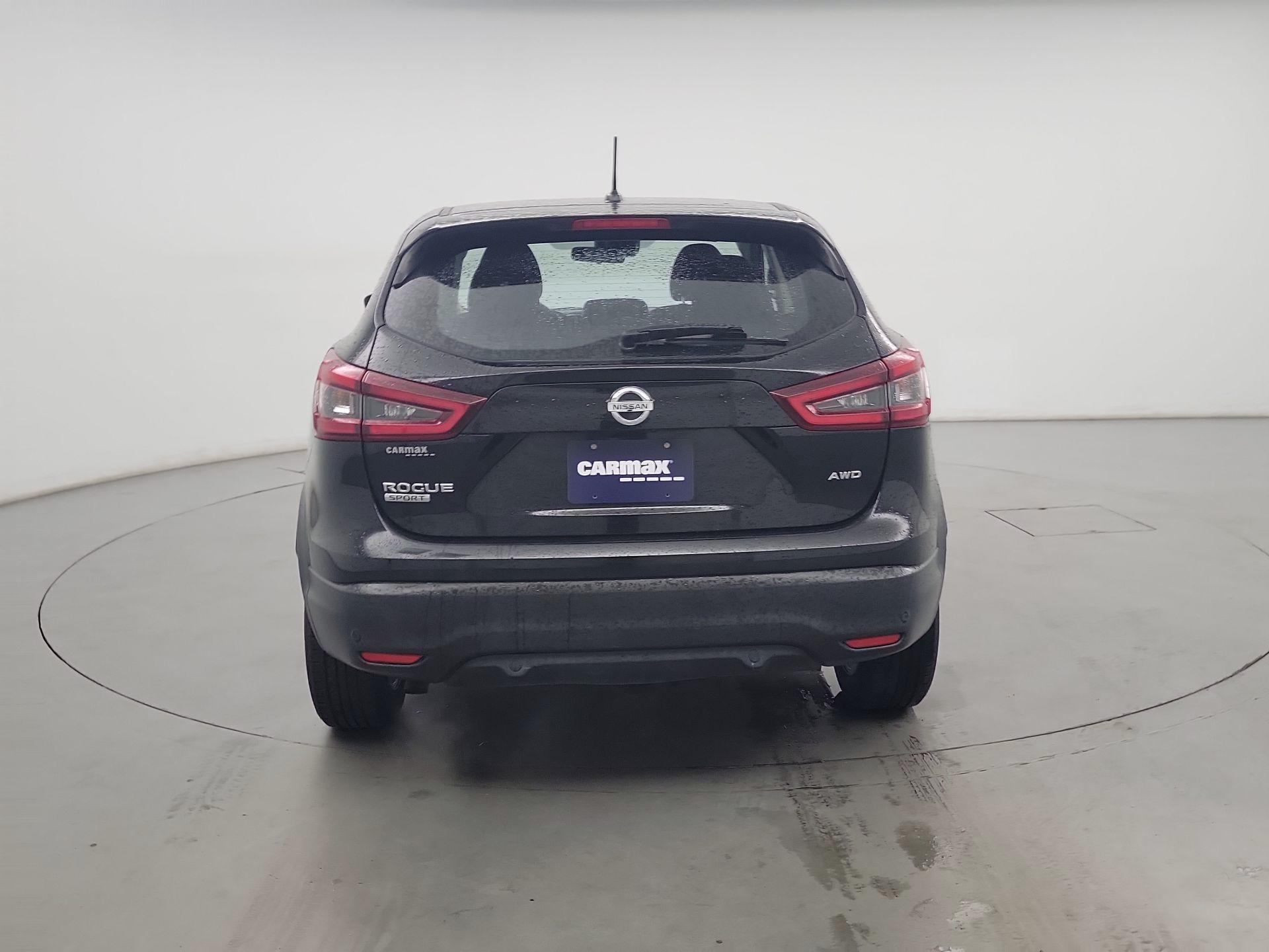 Thumbnail: 2020 Nissan Rogue Sport - 6