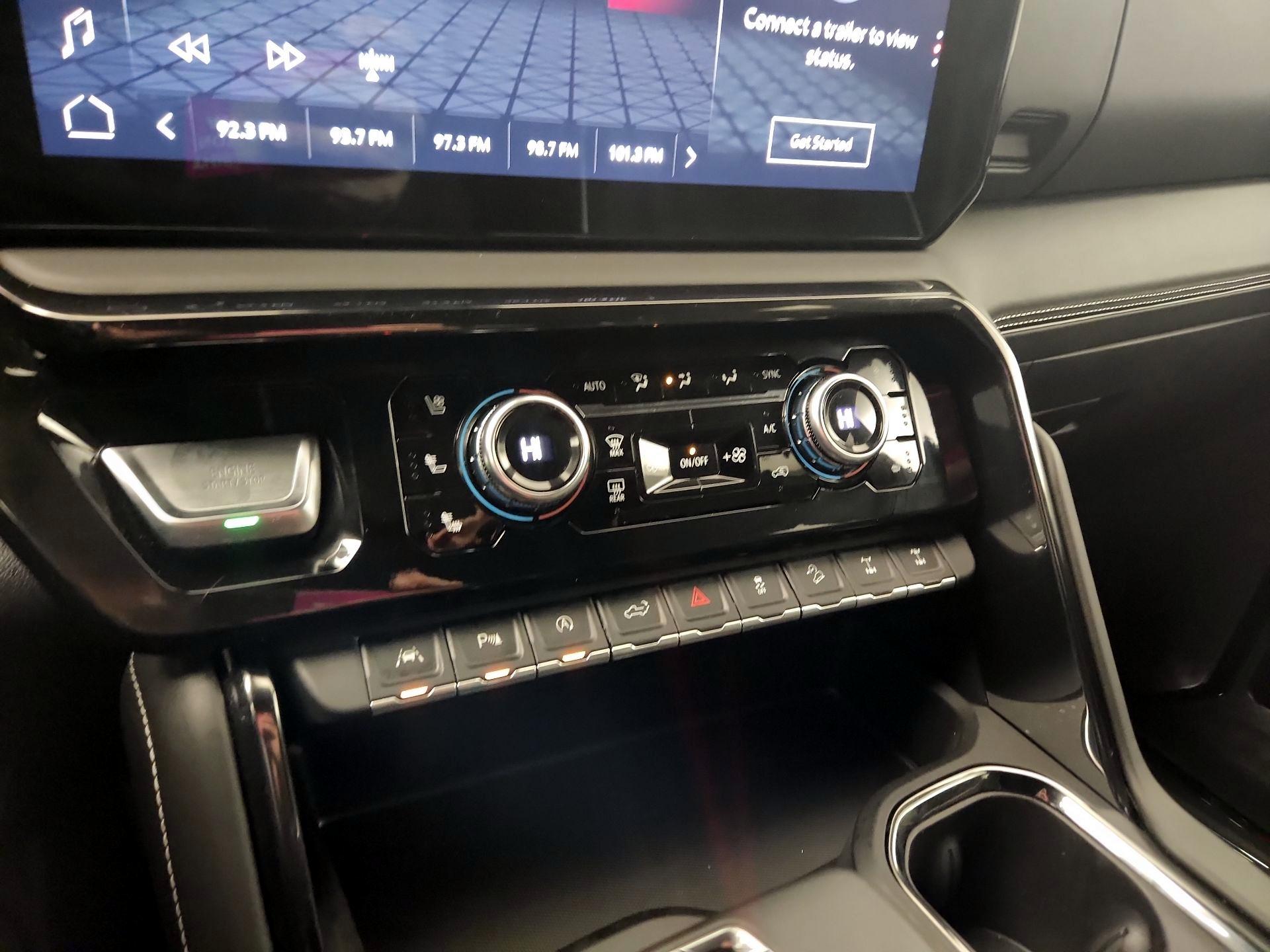 Thumbnail: 2023 GMC Sierra 1500 - 14