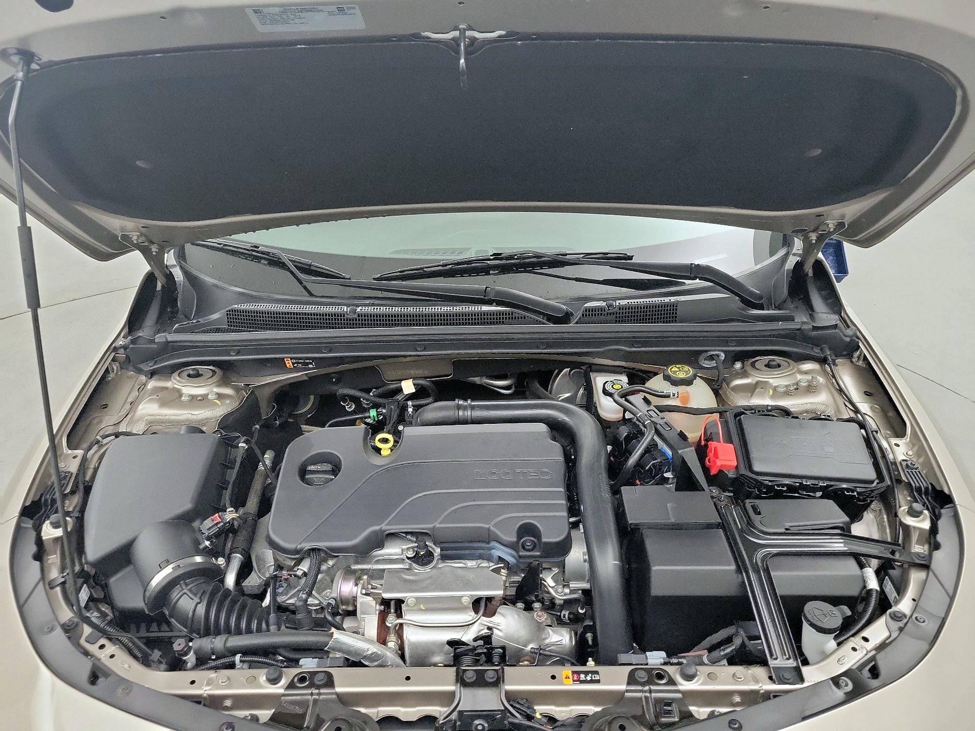 Thumbnail: 2022 Chevrolet Malibu - 19