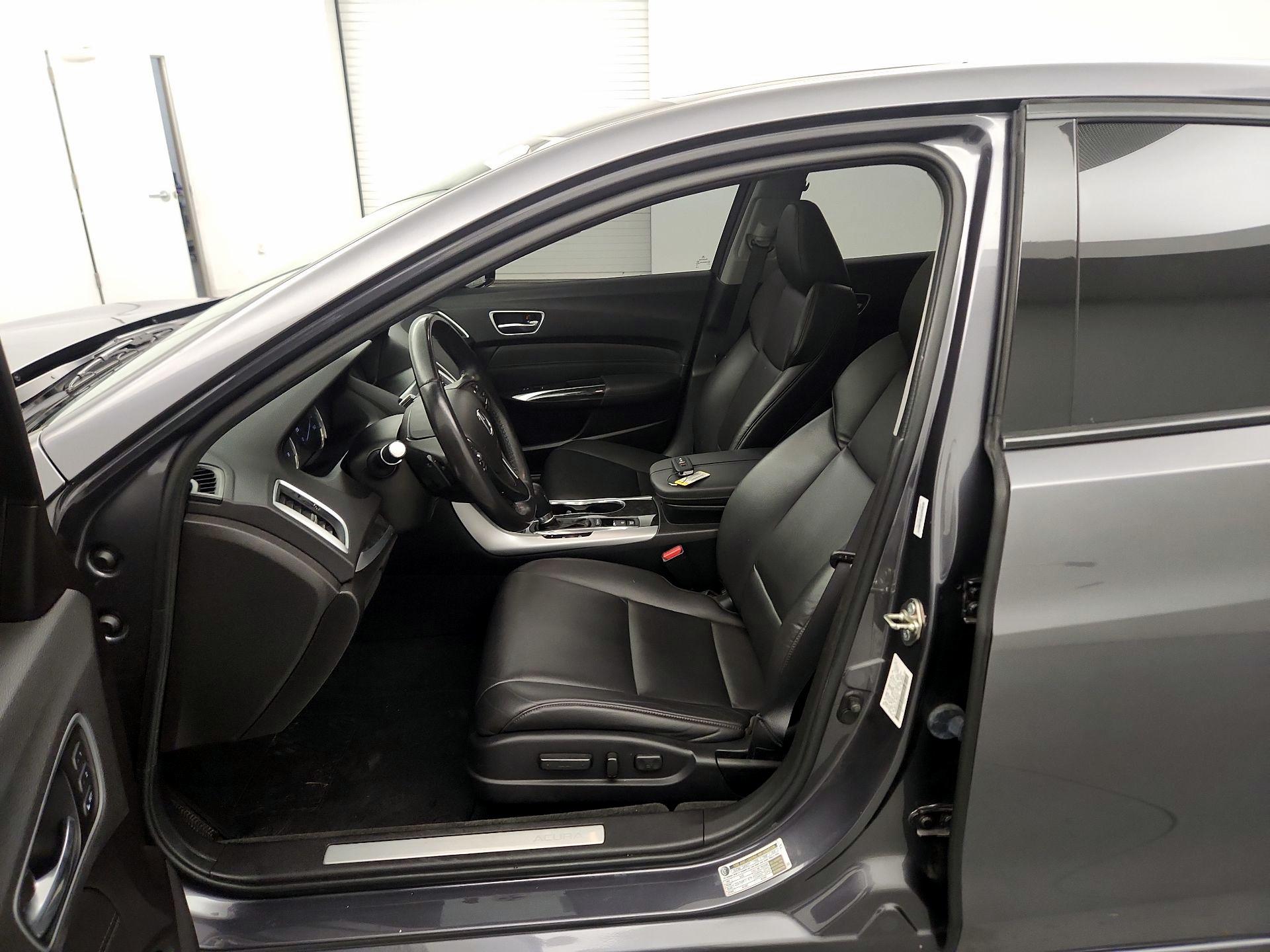 Thumbnail: 2018 Acura TLX - 9