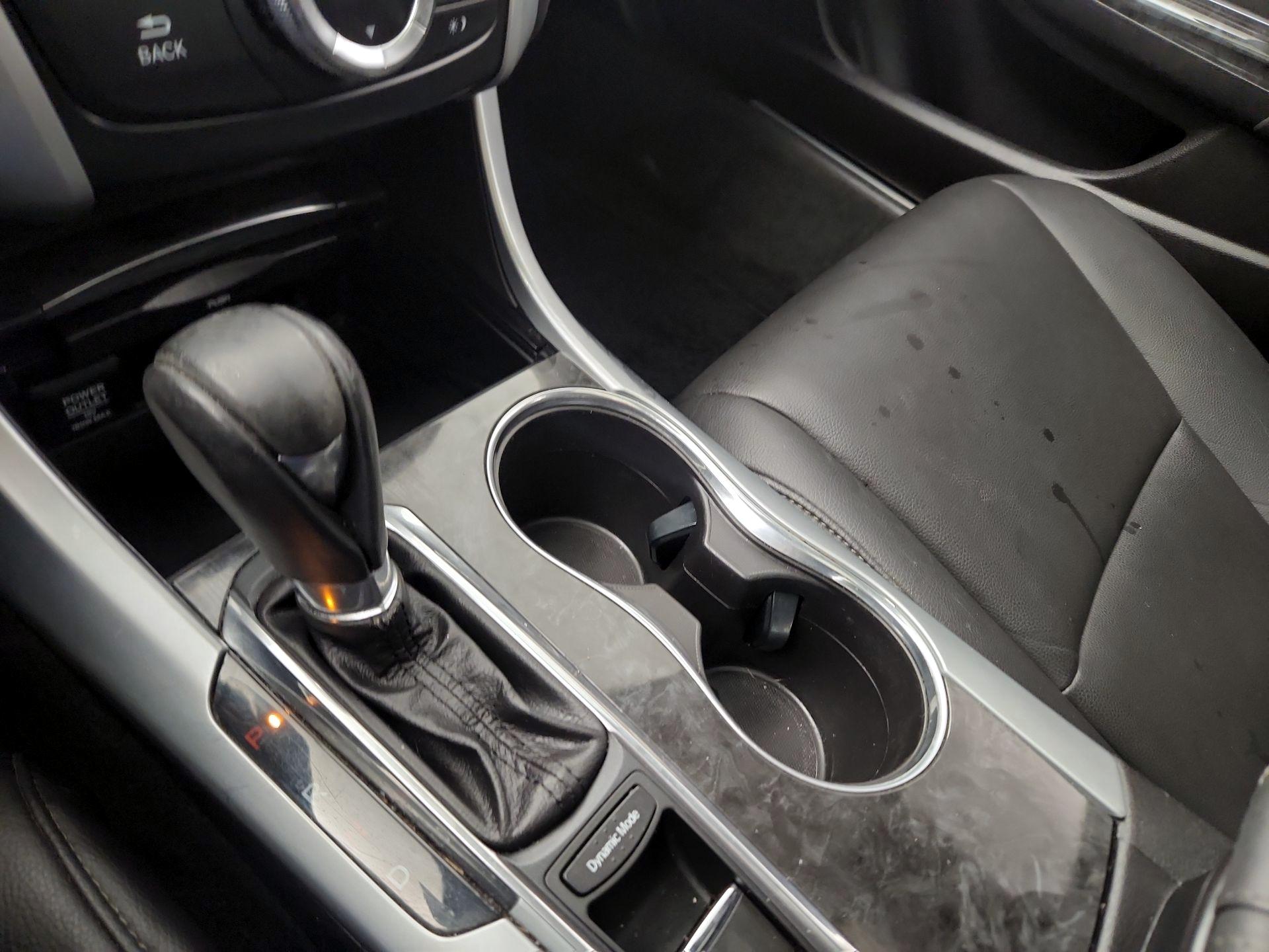 Thumbnail: 2018 Acura TLX - 15