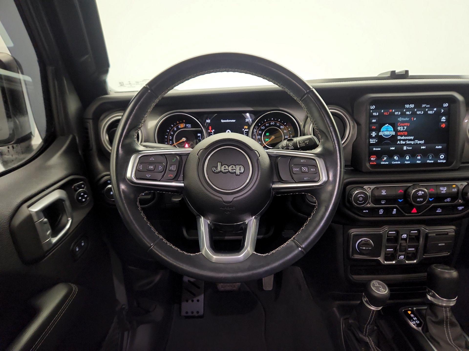 Thumbnail: 2022 Jeep Wrangler - 10