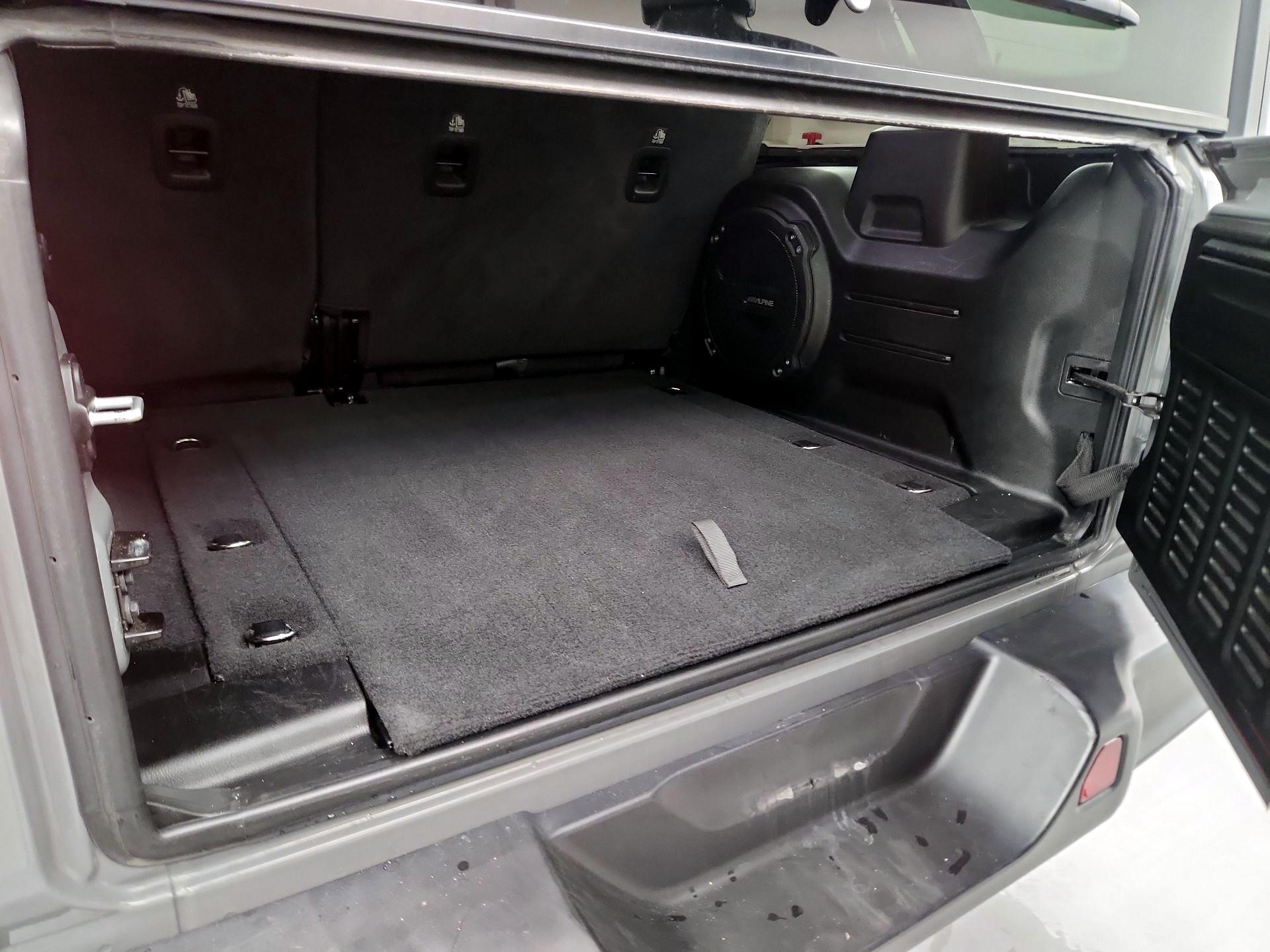 Thumbnail: 2022 Jeep Wrangler - 20