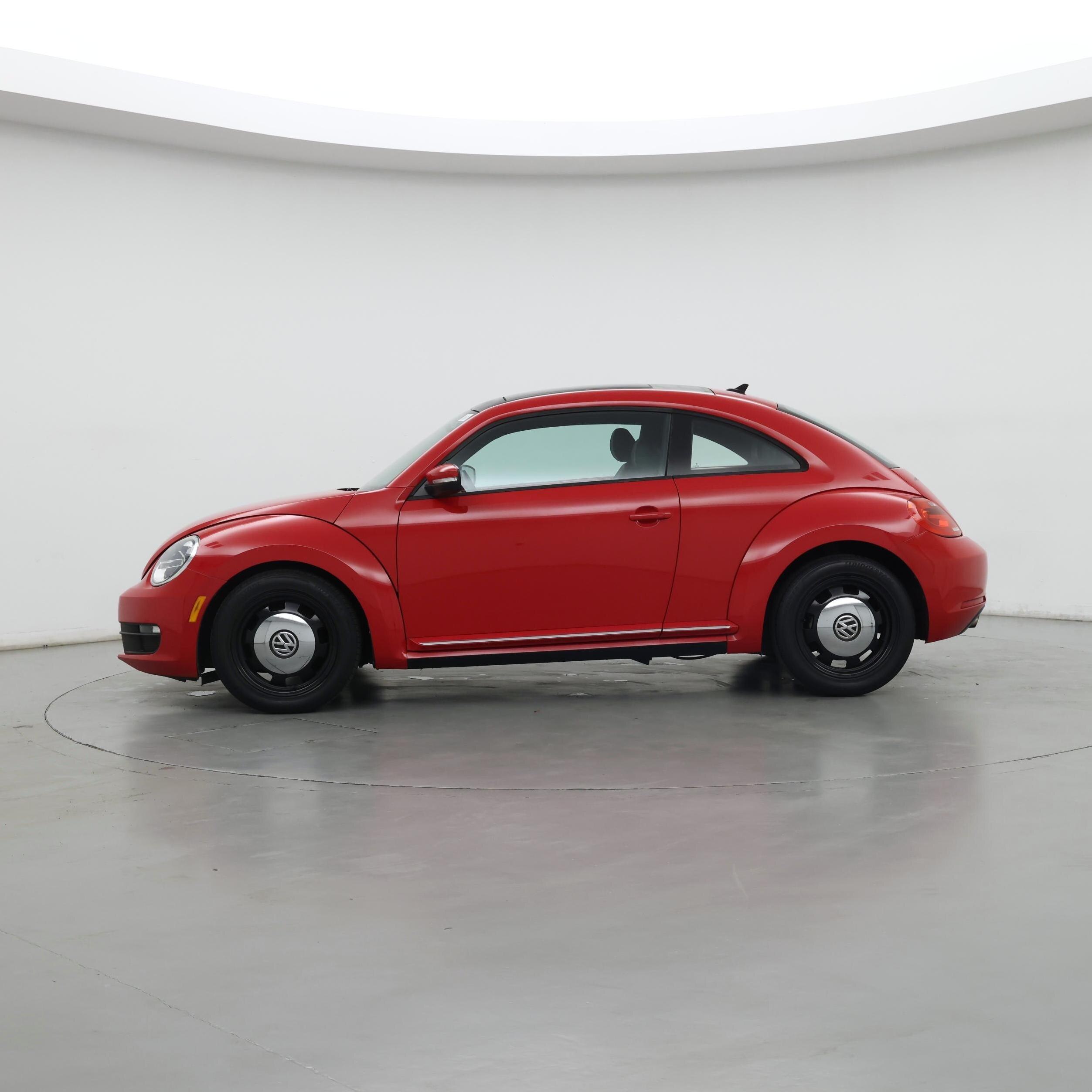 Thumbnail: 2015 Volkswagen Beetle - 3