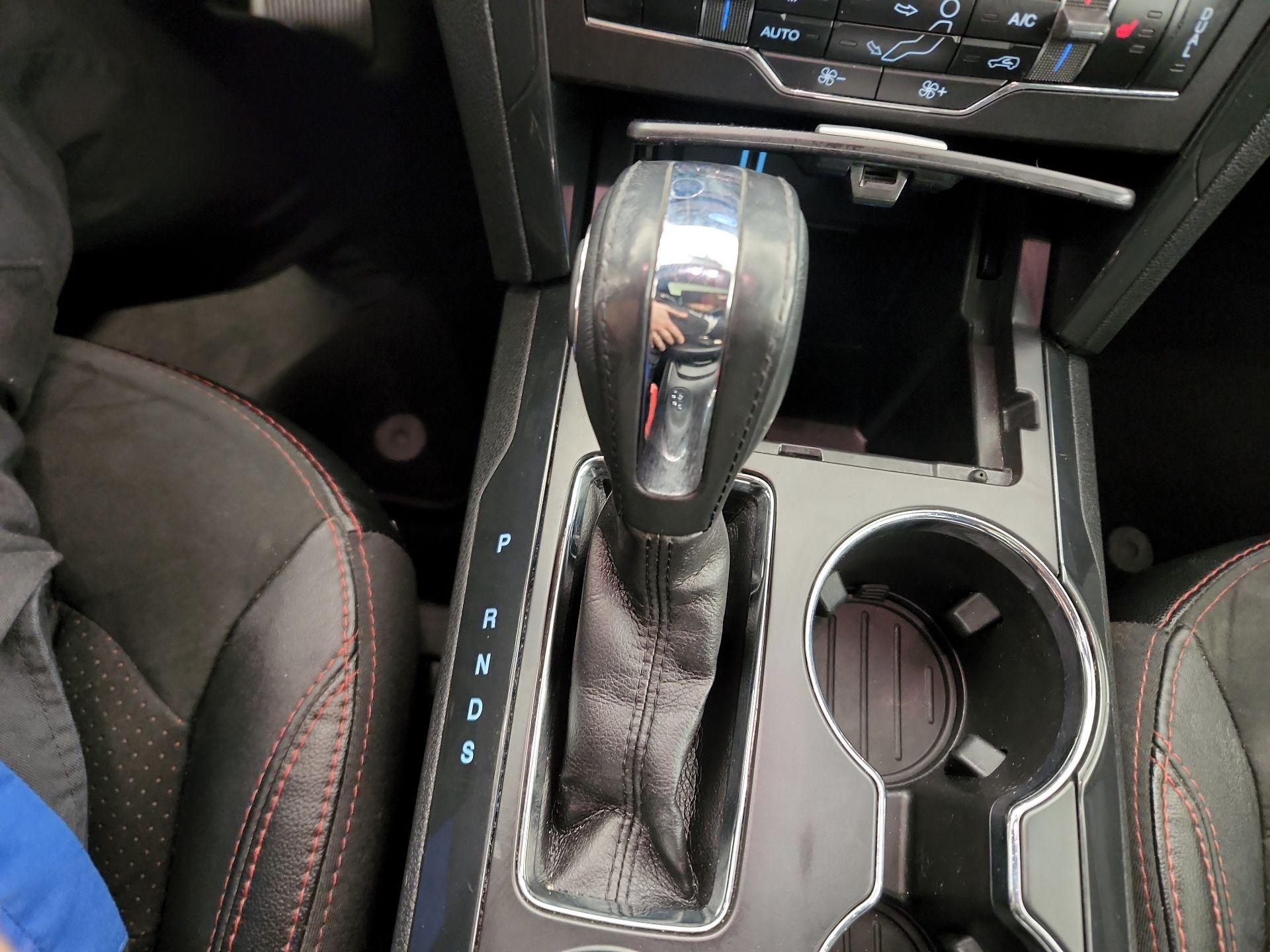 Thumbnail: 2018 Ford Explorer - 16