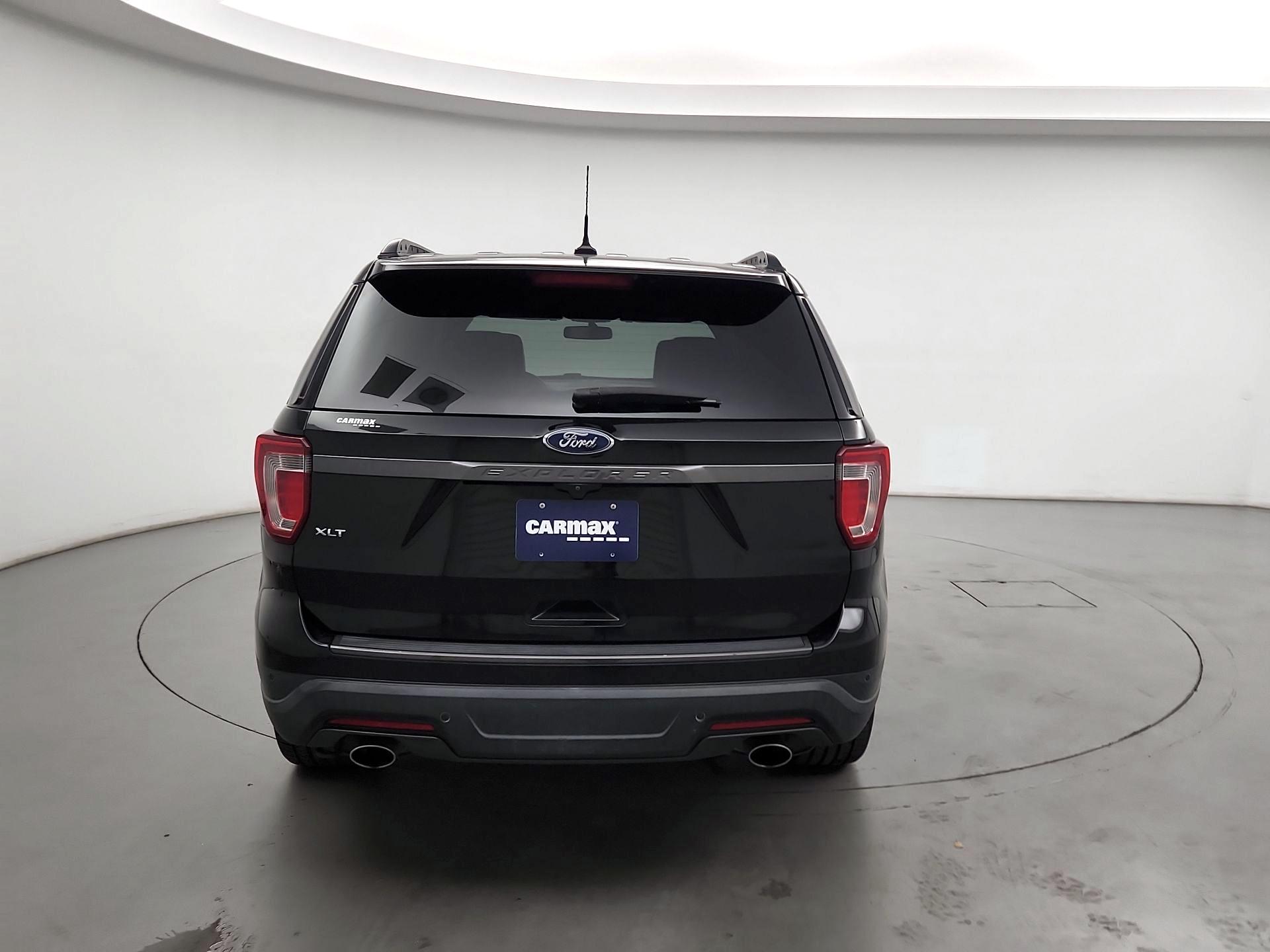 Thumbnail: 2018 Ford Explorer - 6