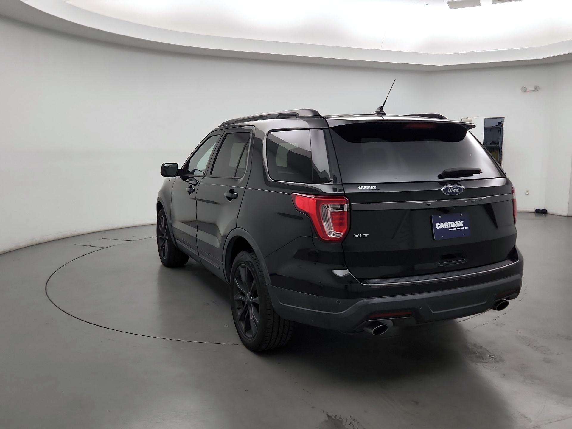Thumbnail: 2018 Ford Explorer - 7