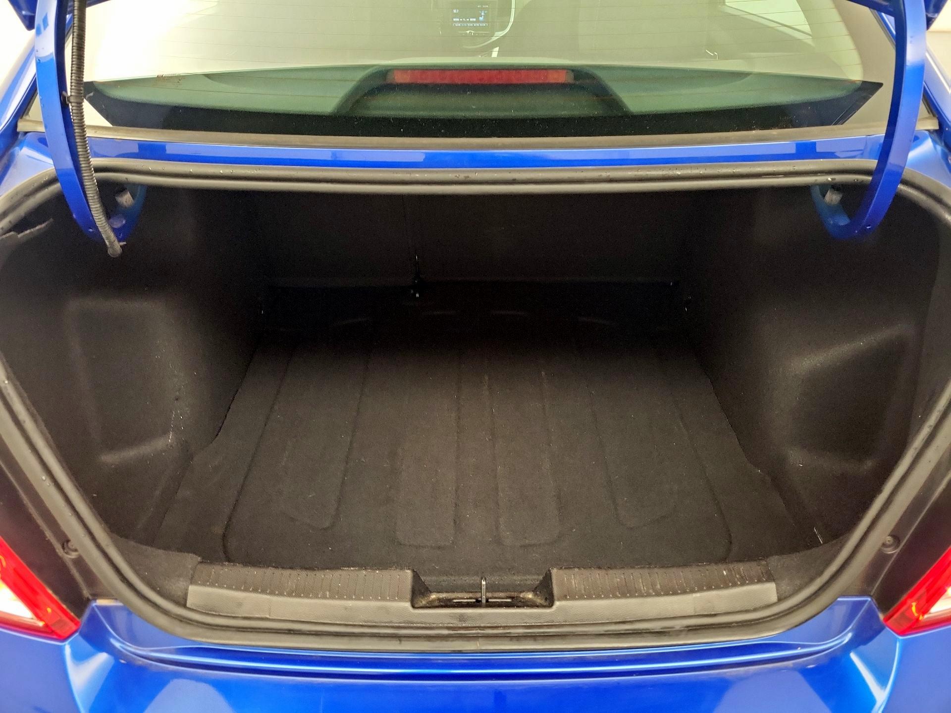 Thumbnail: 2017 Chevrolet Sonic - 18