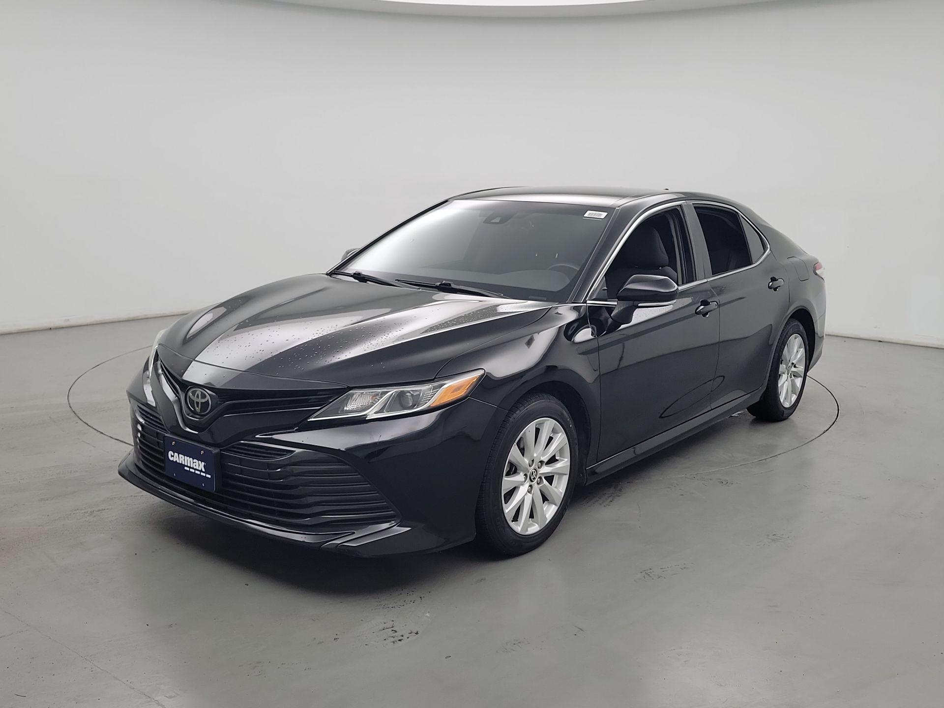 Thumbnail: 2020 Toyota Camry - 3